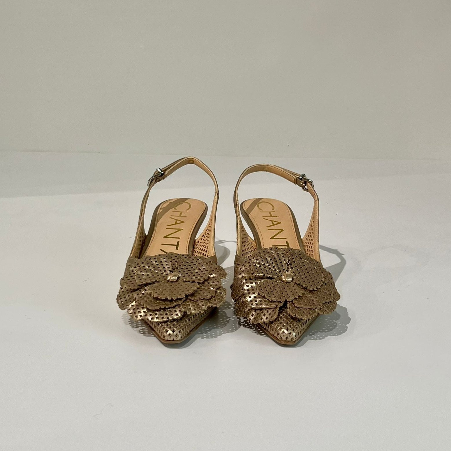 S6-3077 Chanel Forato Fiore Gold