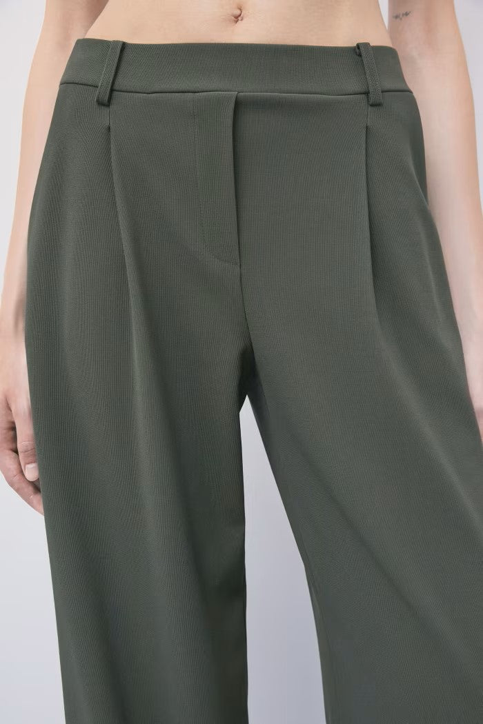 W6-8P0045 Pantalone Palazzo Pinces Mysterious Green