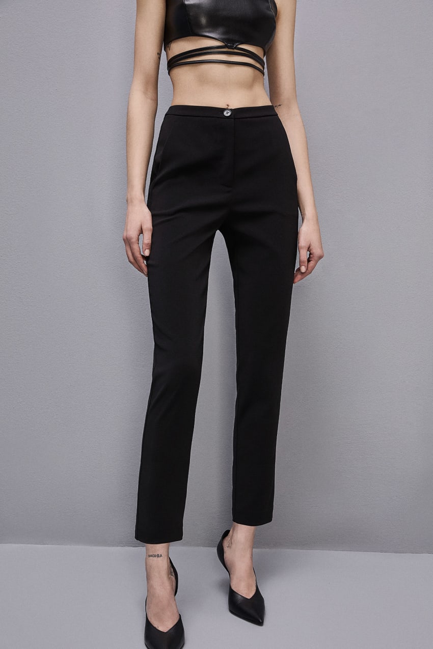 S4-8P0585 Pantaloni Essential Nero