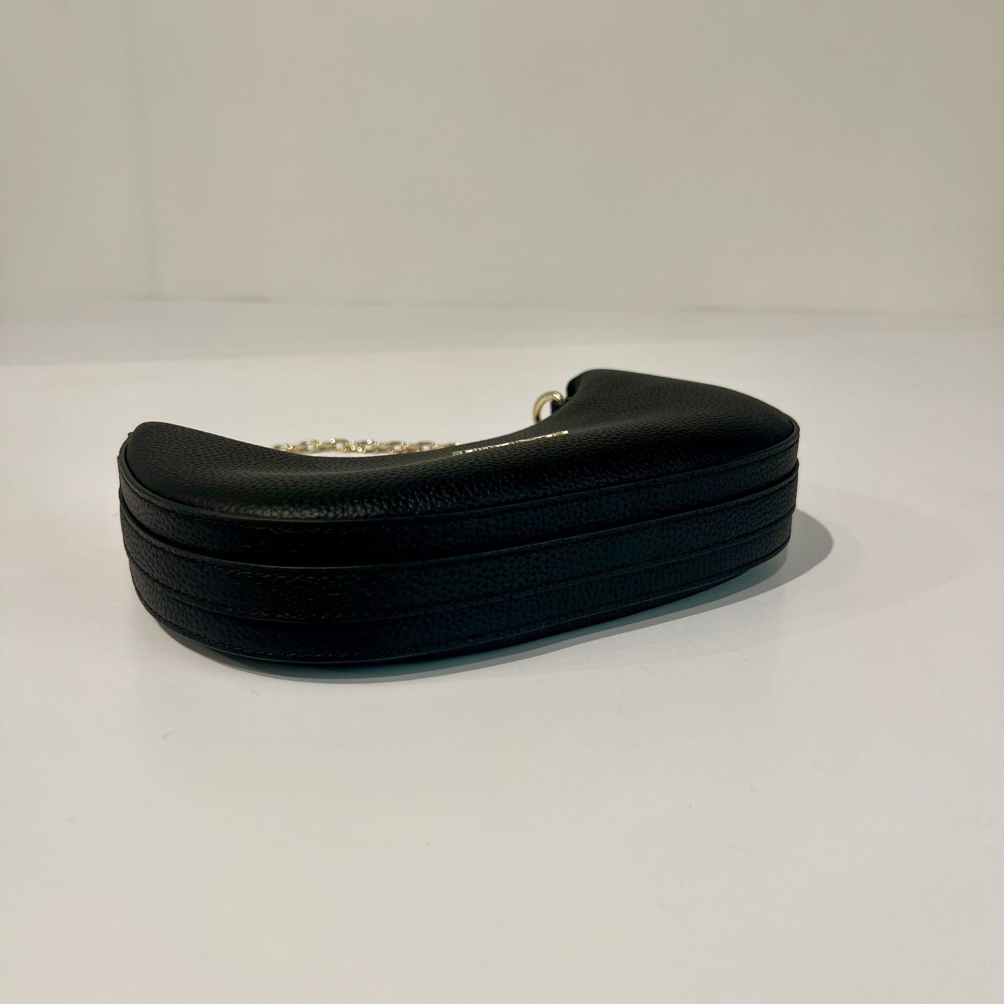 S6-8B0309 Borsa Hobo con Catena Nero