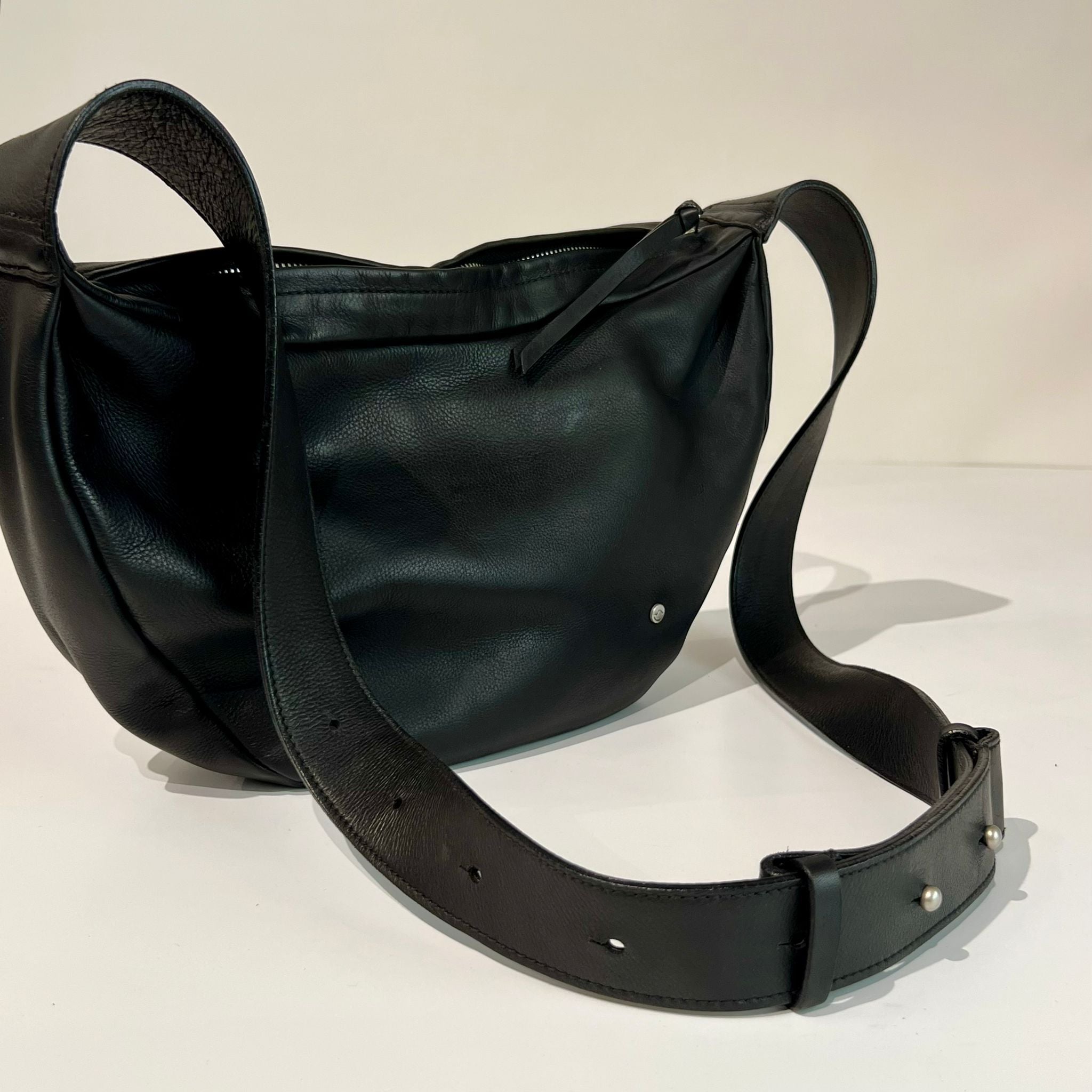 S6-1603 Borsa Tracolla Mezzaluna Black 047