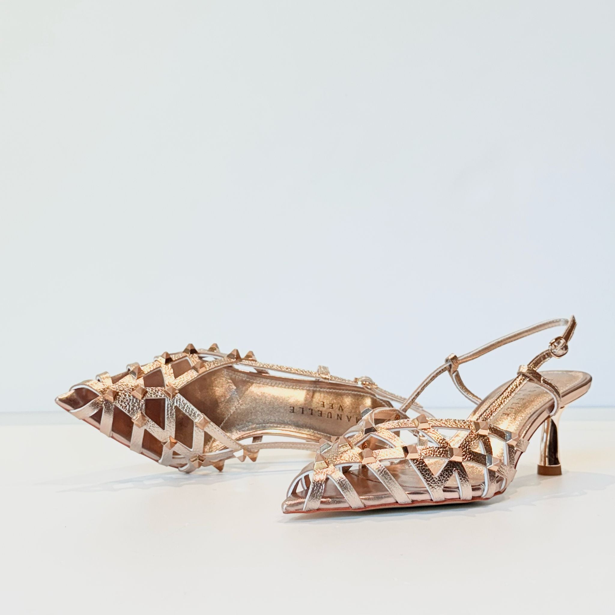 S5-921-10 CHANEL Sfilata Borchie Gold