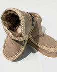 W6-Eskimo 18 Glitter Logo Camel