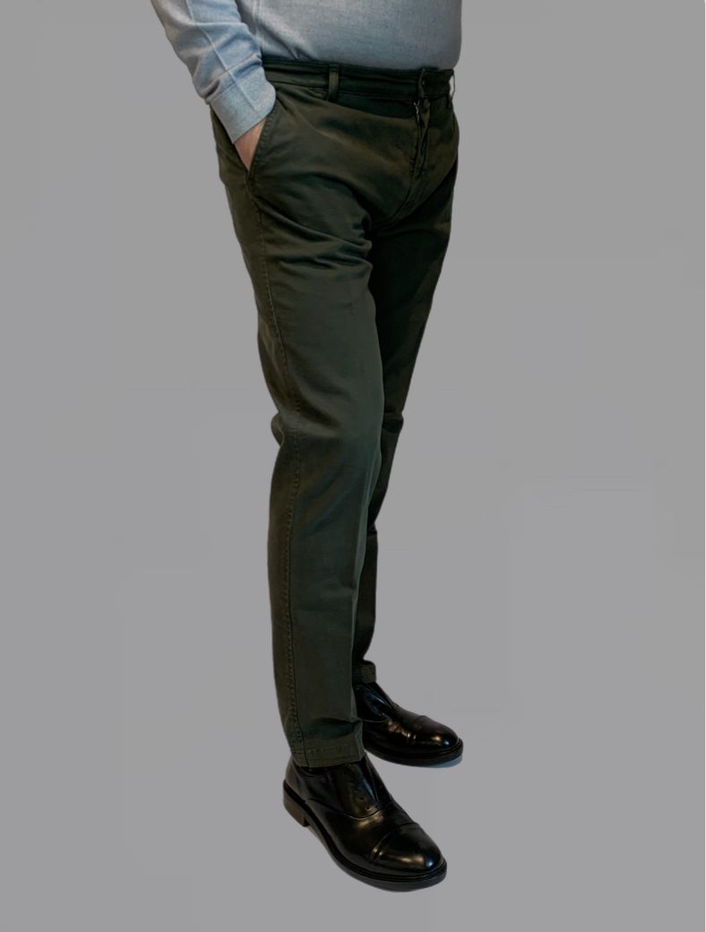 UW4- Pantalone Chino Smart Read Moss Man