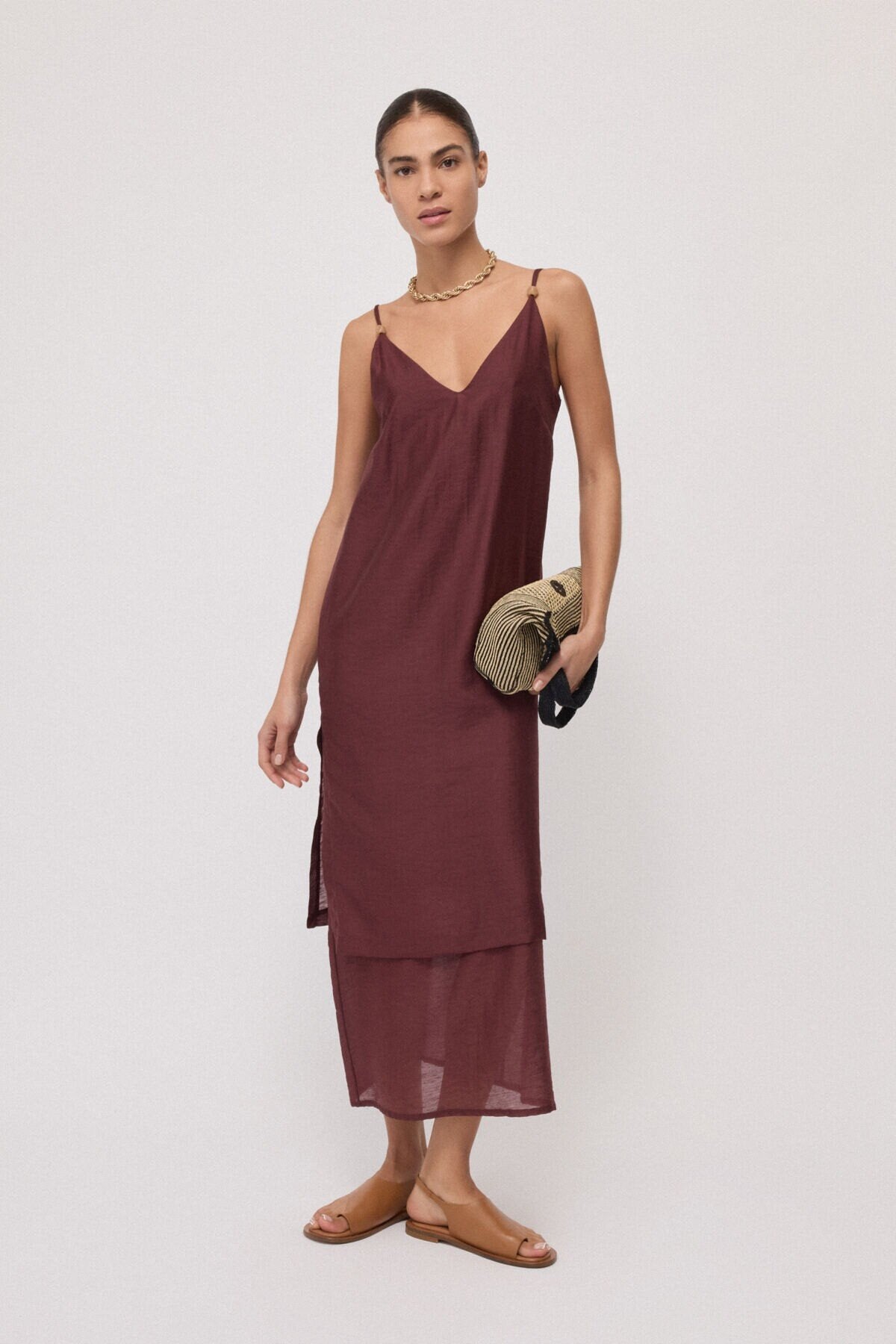 S6-DA5376 Abito Lungo in Misto Lino Merlot