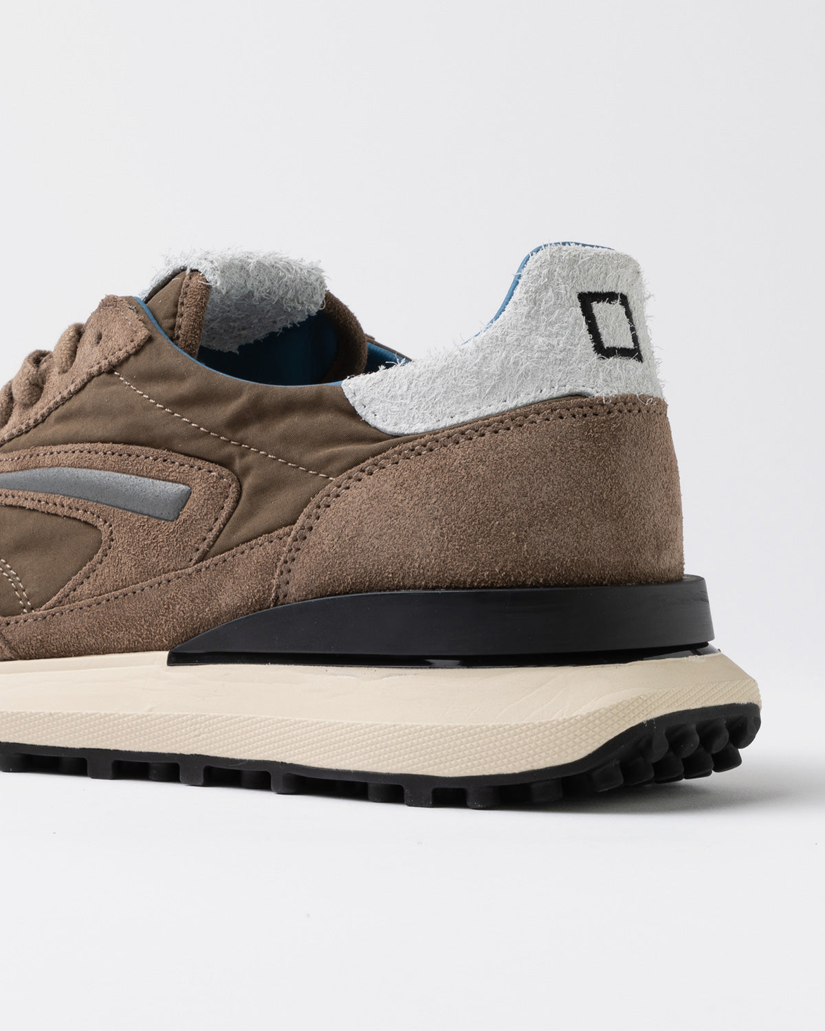 UW5-ATHLETA TOUCH Sneakers Mud Man
