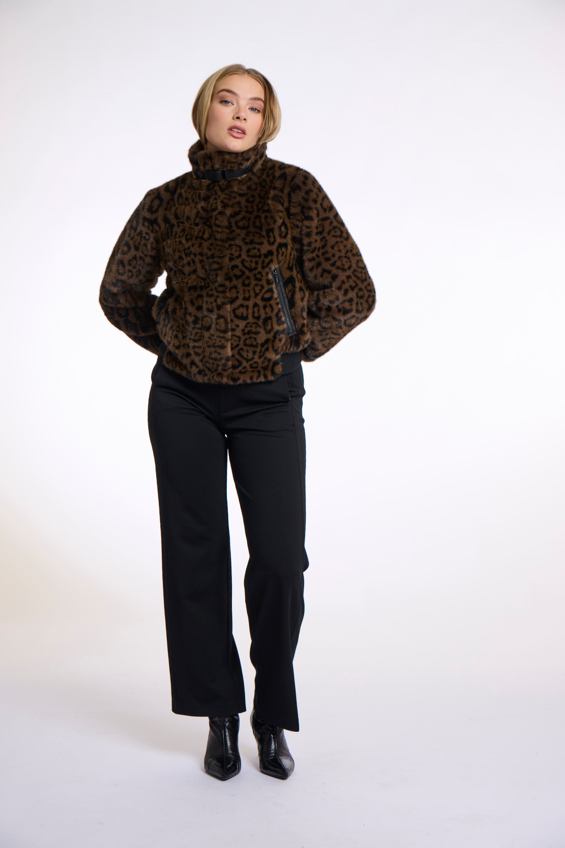 W5-AMBRA Short Jacket Fur Leopard