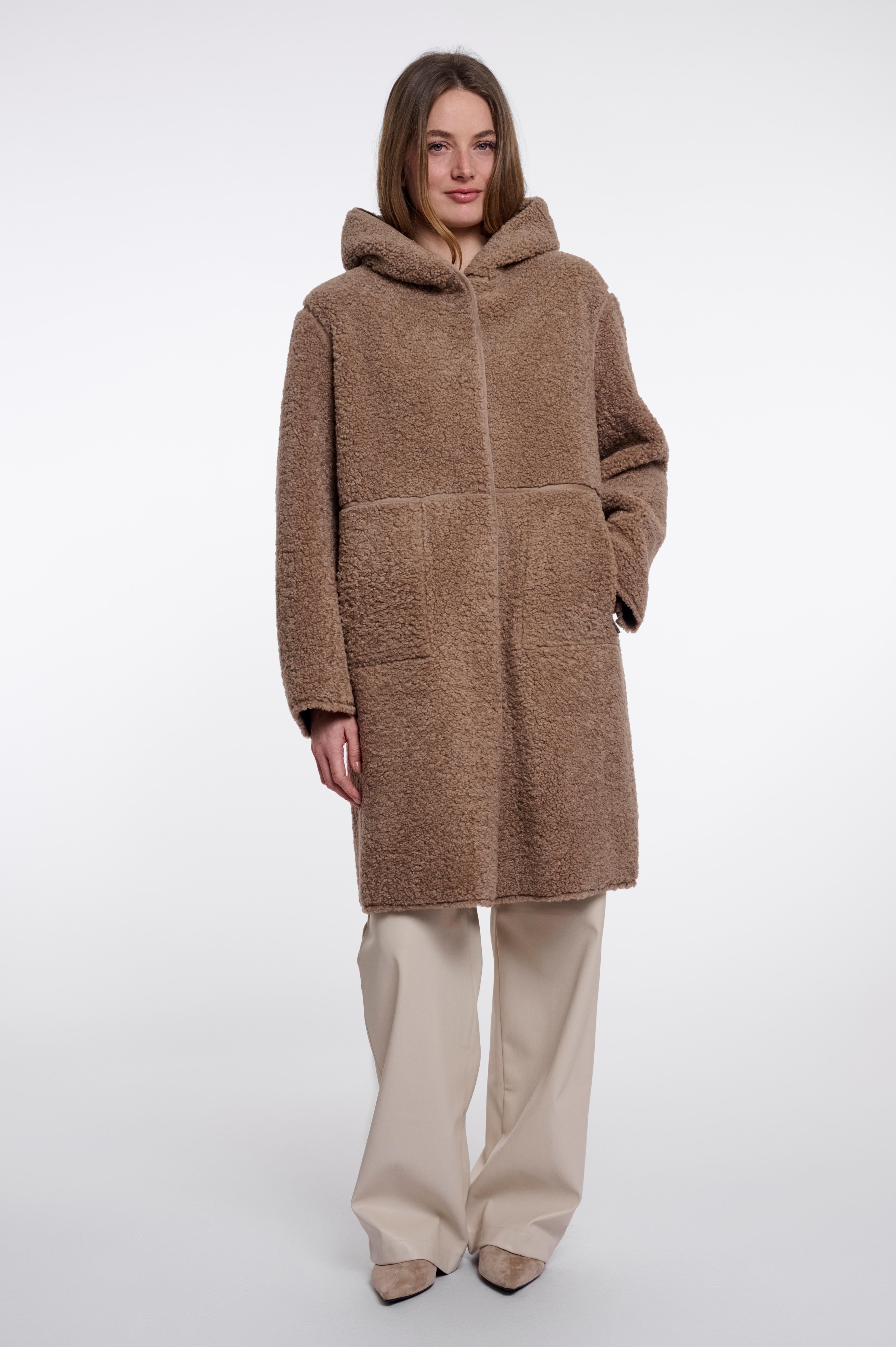 W6-AMI Cappotto Lungo Mocha Latte