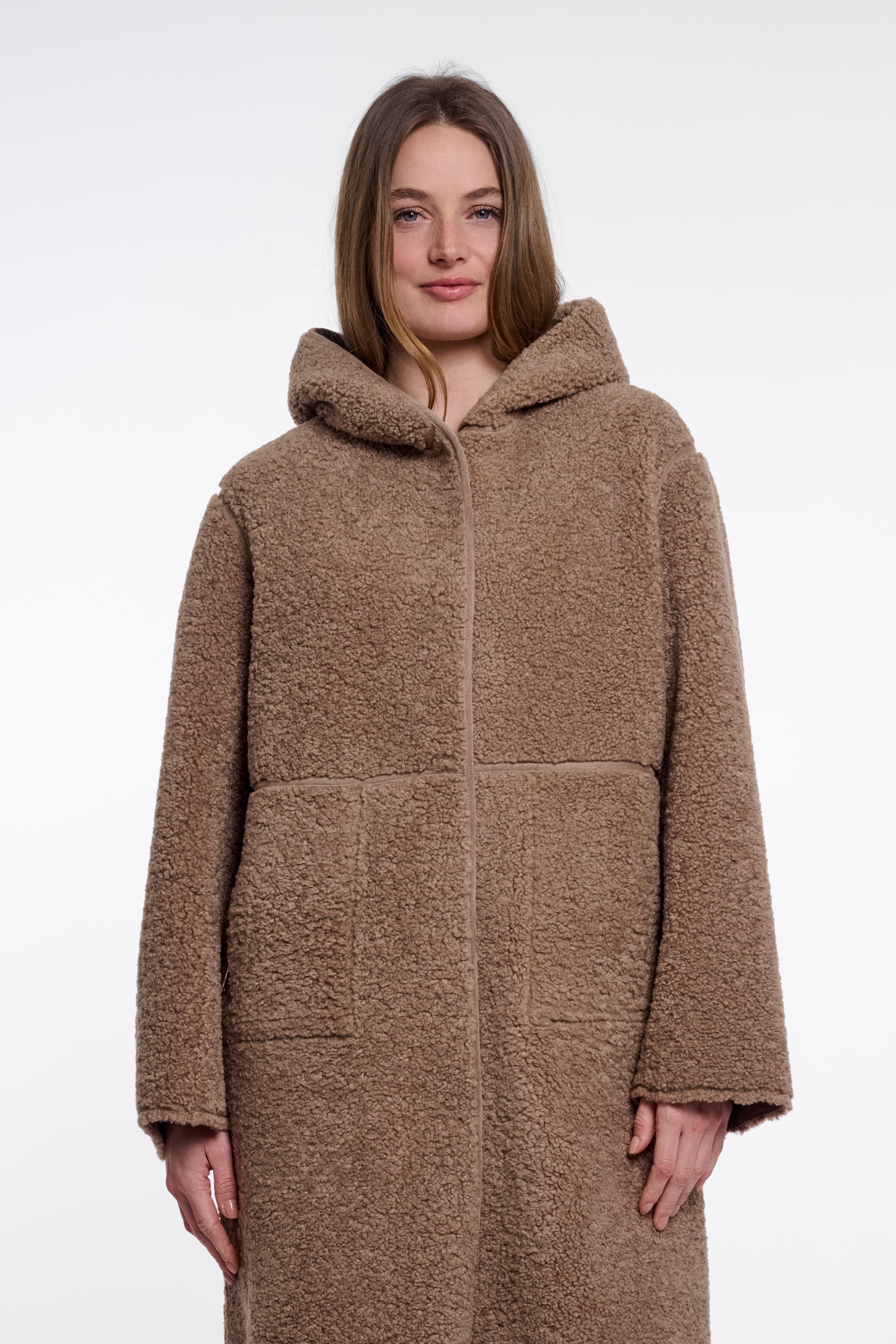 W6-AMI Cappotto Lungo Mocha Latte