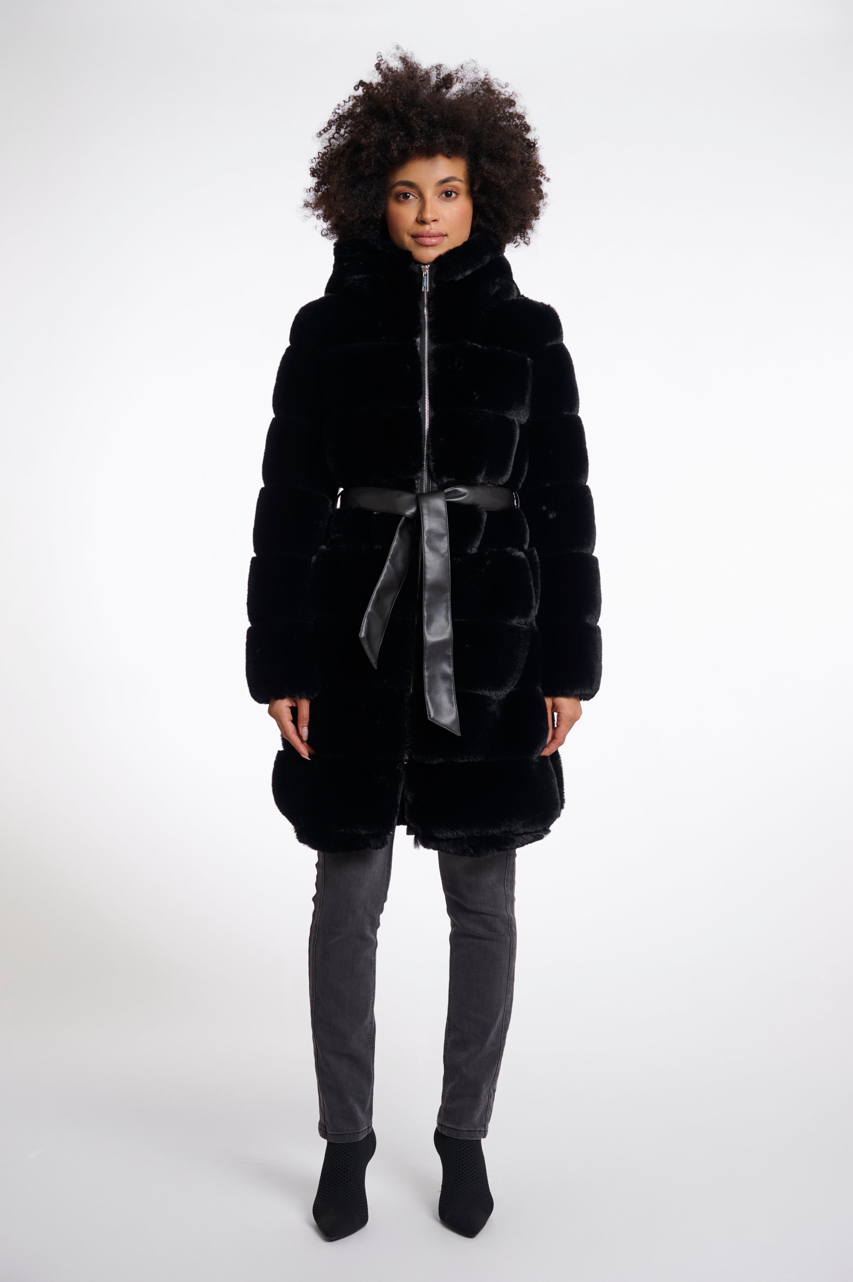 W5-BRIDGET Coat Fur Black