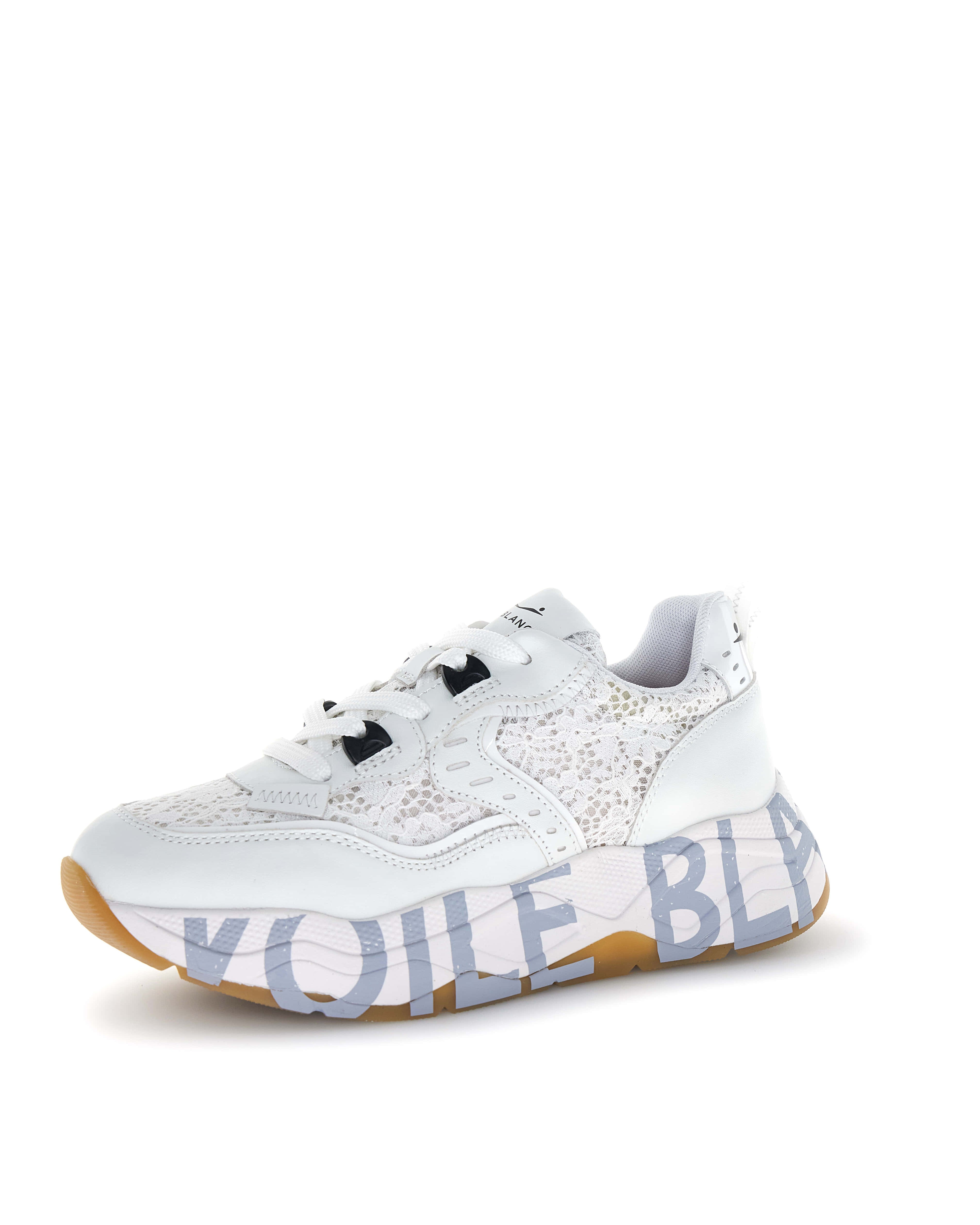 DS6-0N07 CLUB105 White Woman