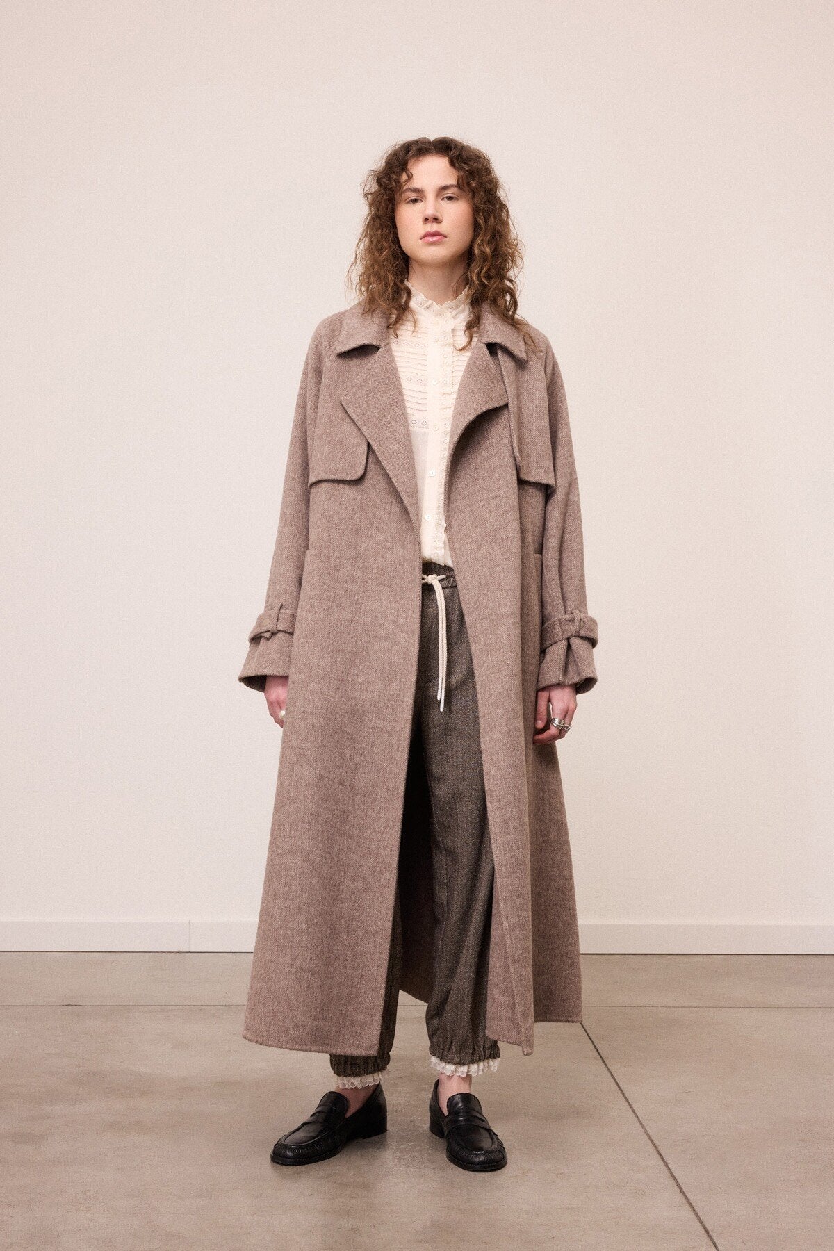 W6-DJ0087 Trench Variante Unica