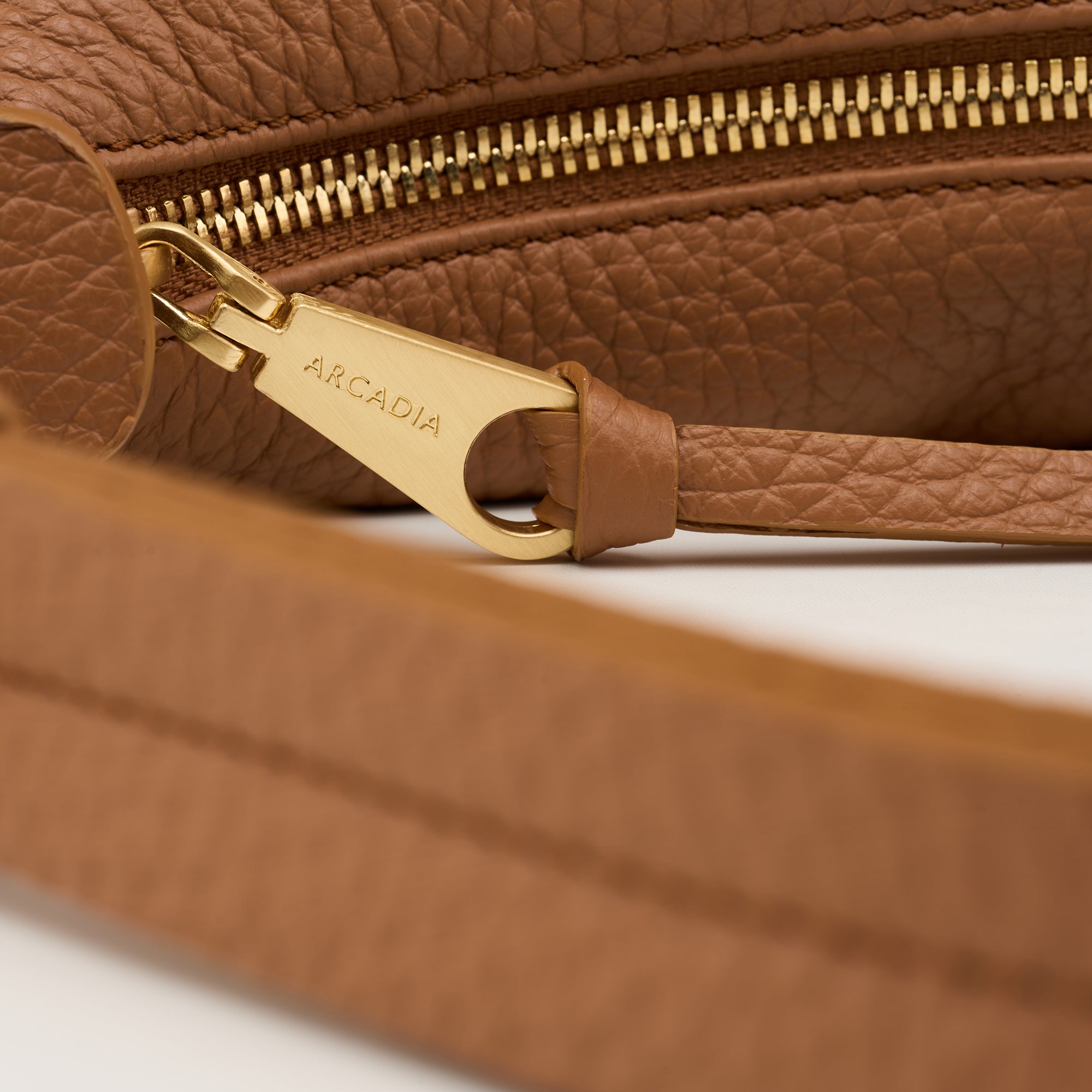 W6-7048 IOLE Borsa Bom Large Caramel