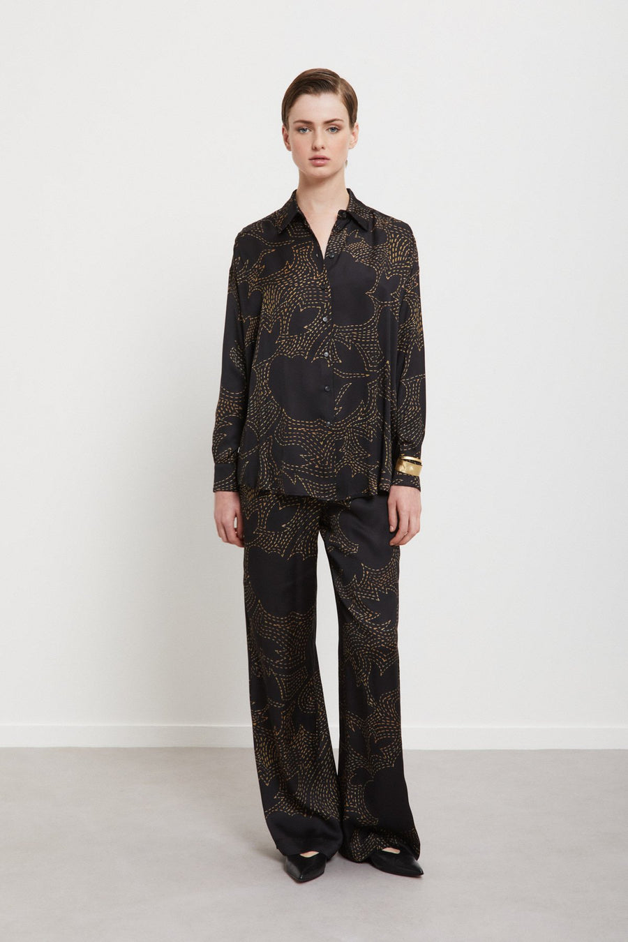 W5-DC5180 Camicia Over Nero
