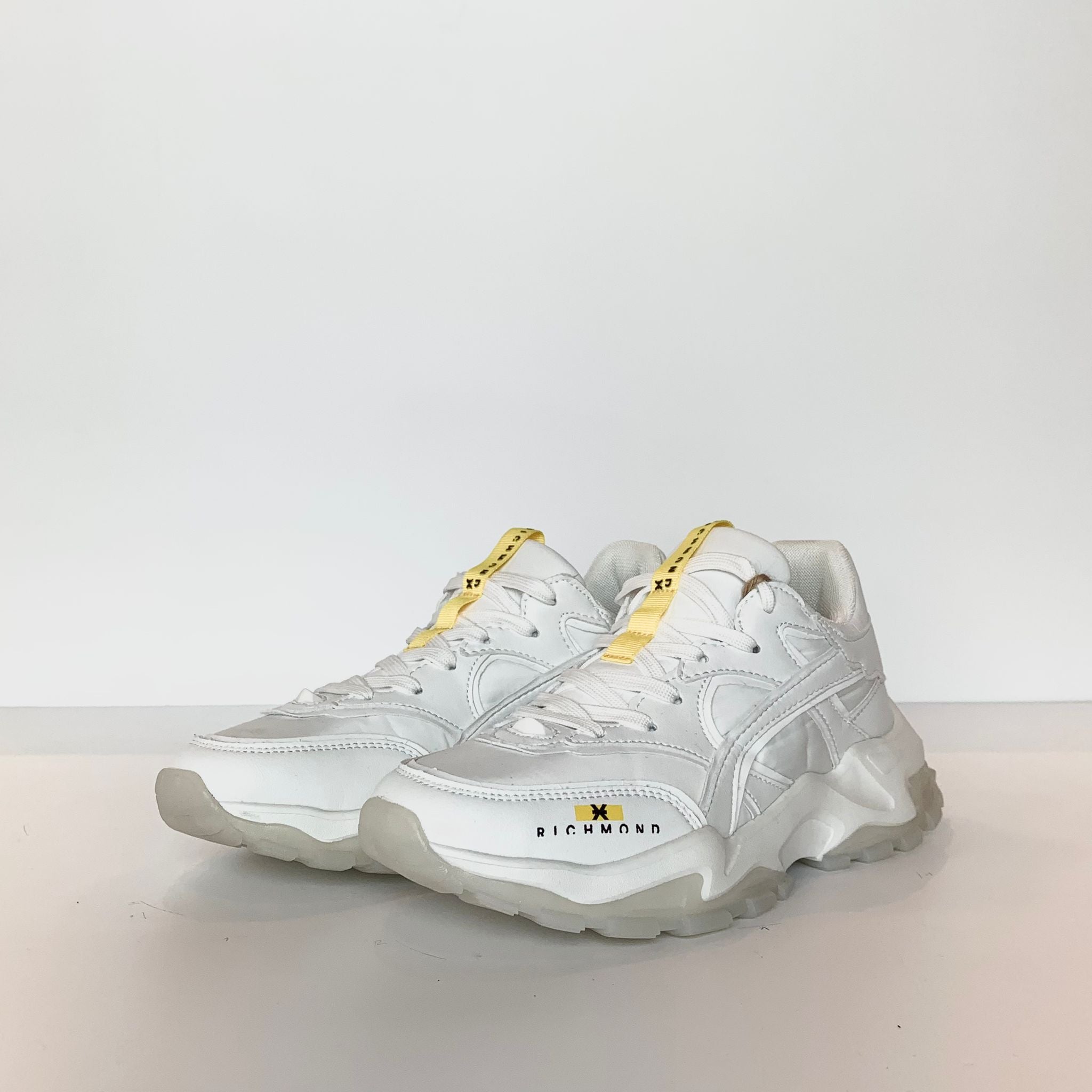 US4-22219 Sneakers Running White Man