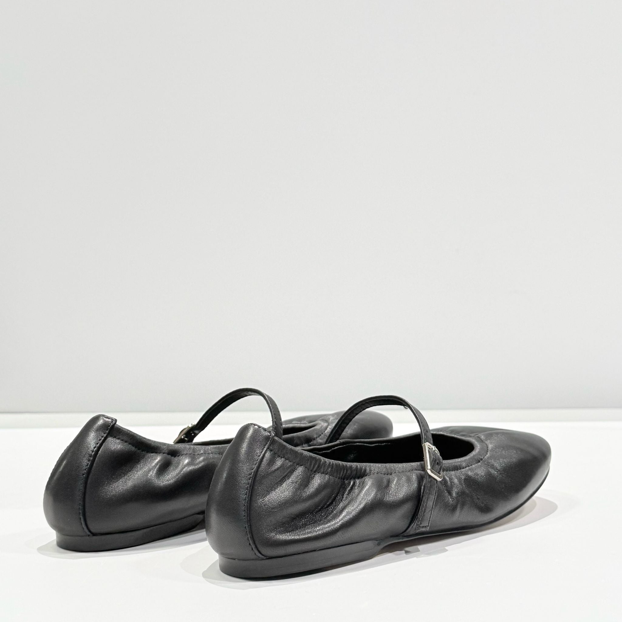 S5-90001 Ballerina Bebé Nera