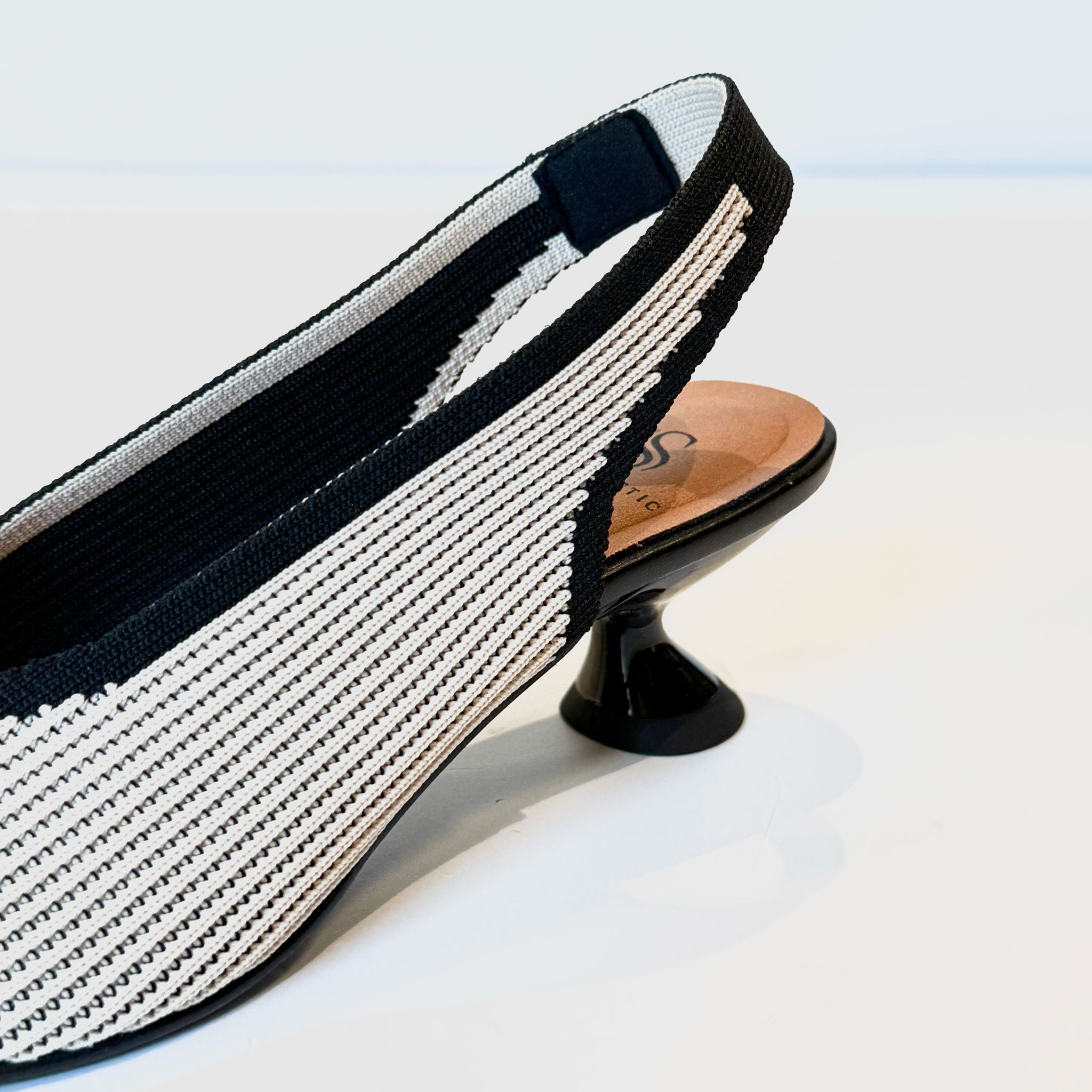 S5-76535  Slingback Tessuto Crema Nero