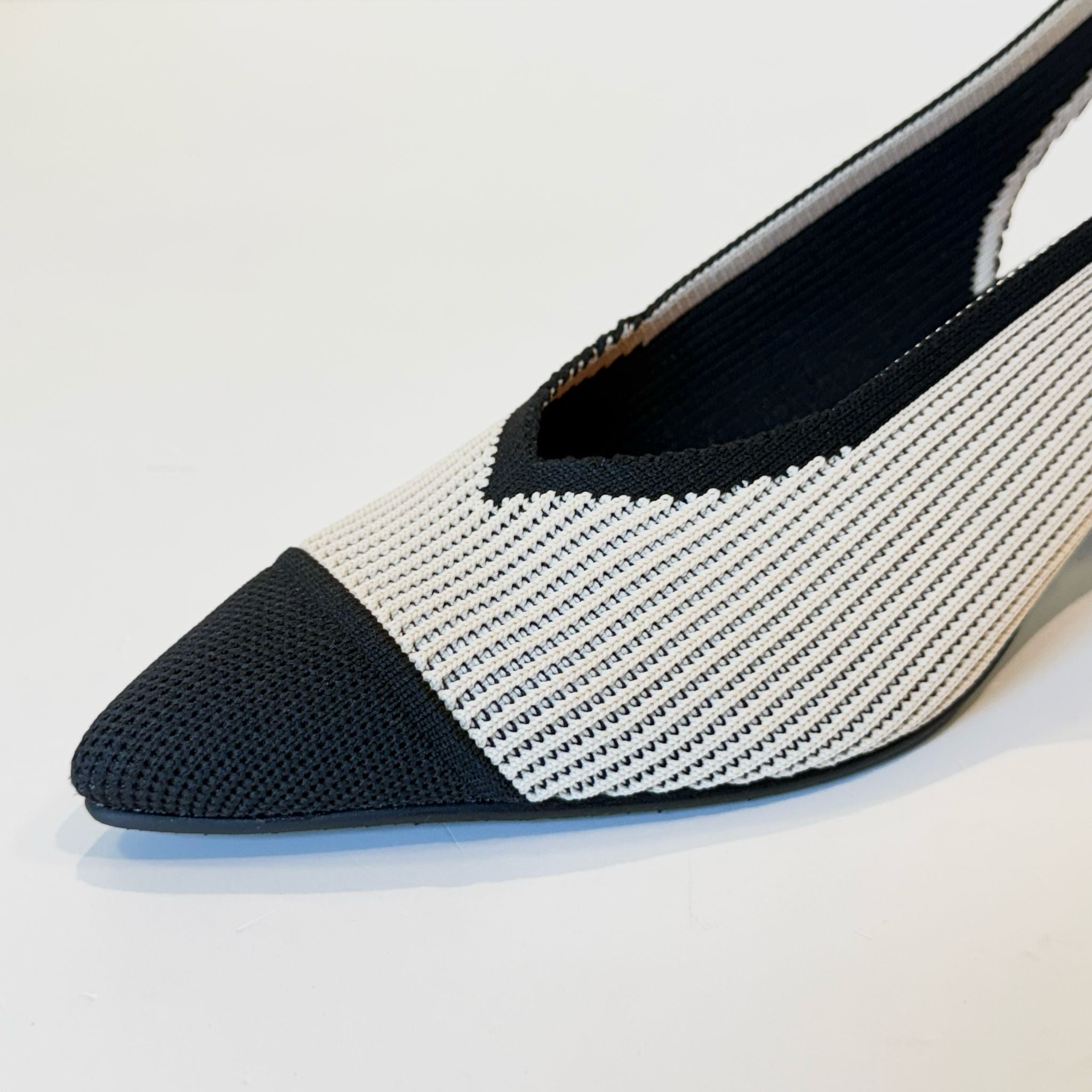 S5-76535  Slingback Tessuto Crema Nero