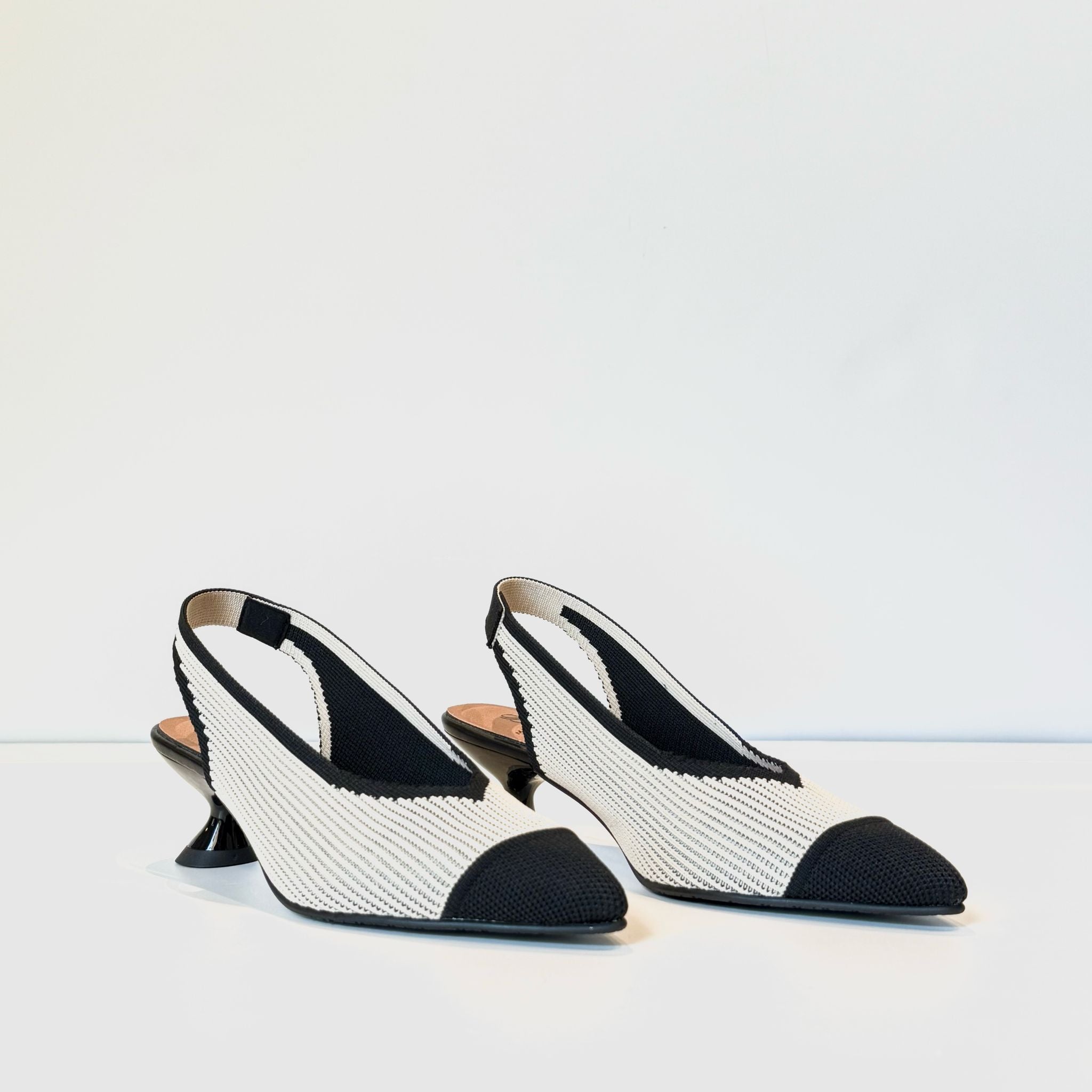 S5-76535  Slingback Tessuto Crema Nero