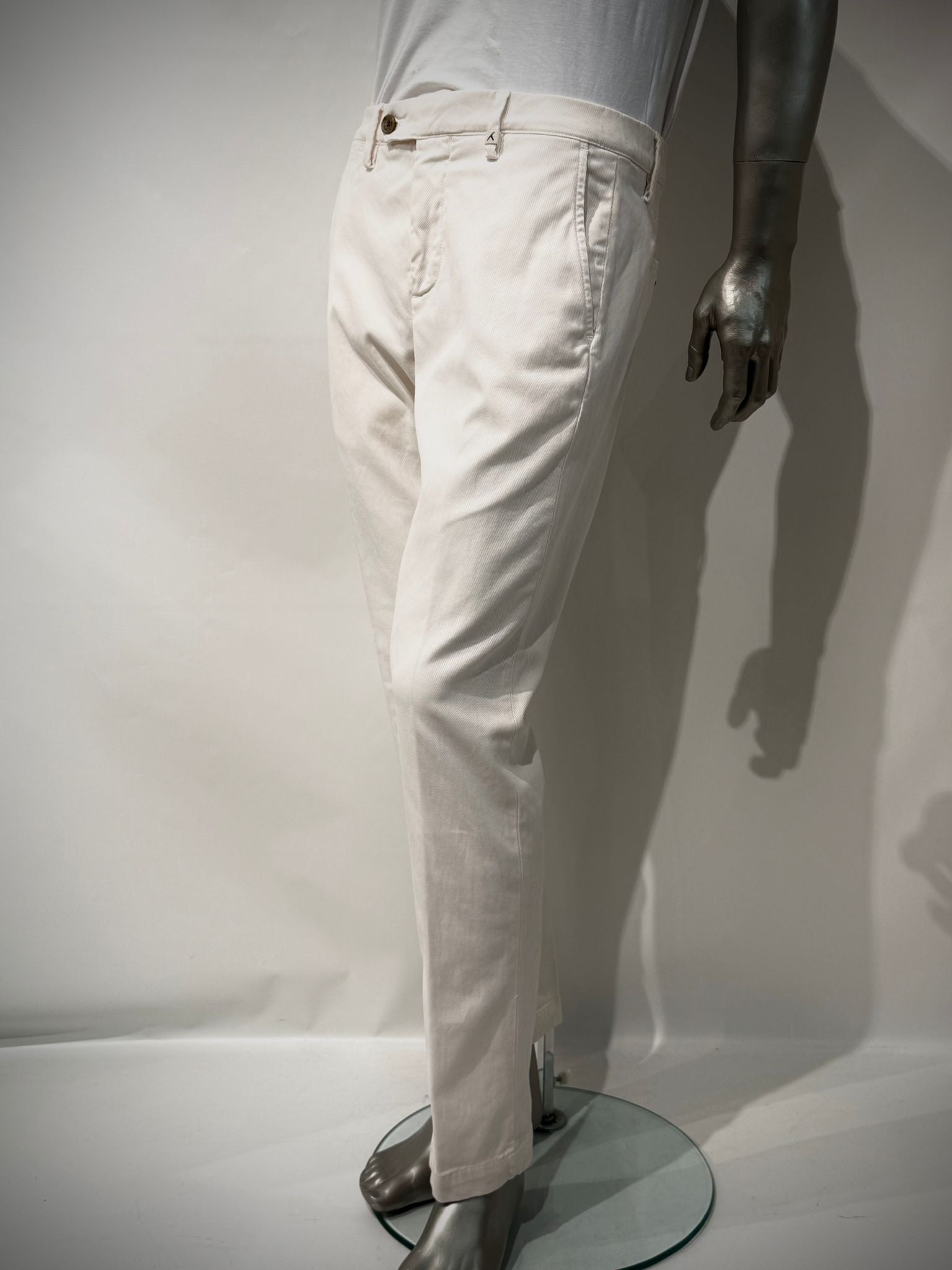 W5-29L 79 ZEUS Pantalone Latte Man