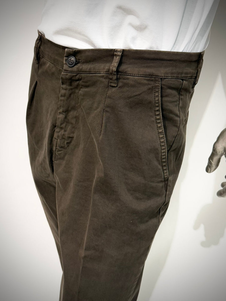 UW5-DAYOFF Pantalone Gabardina Read Brown Man