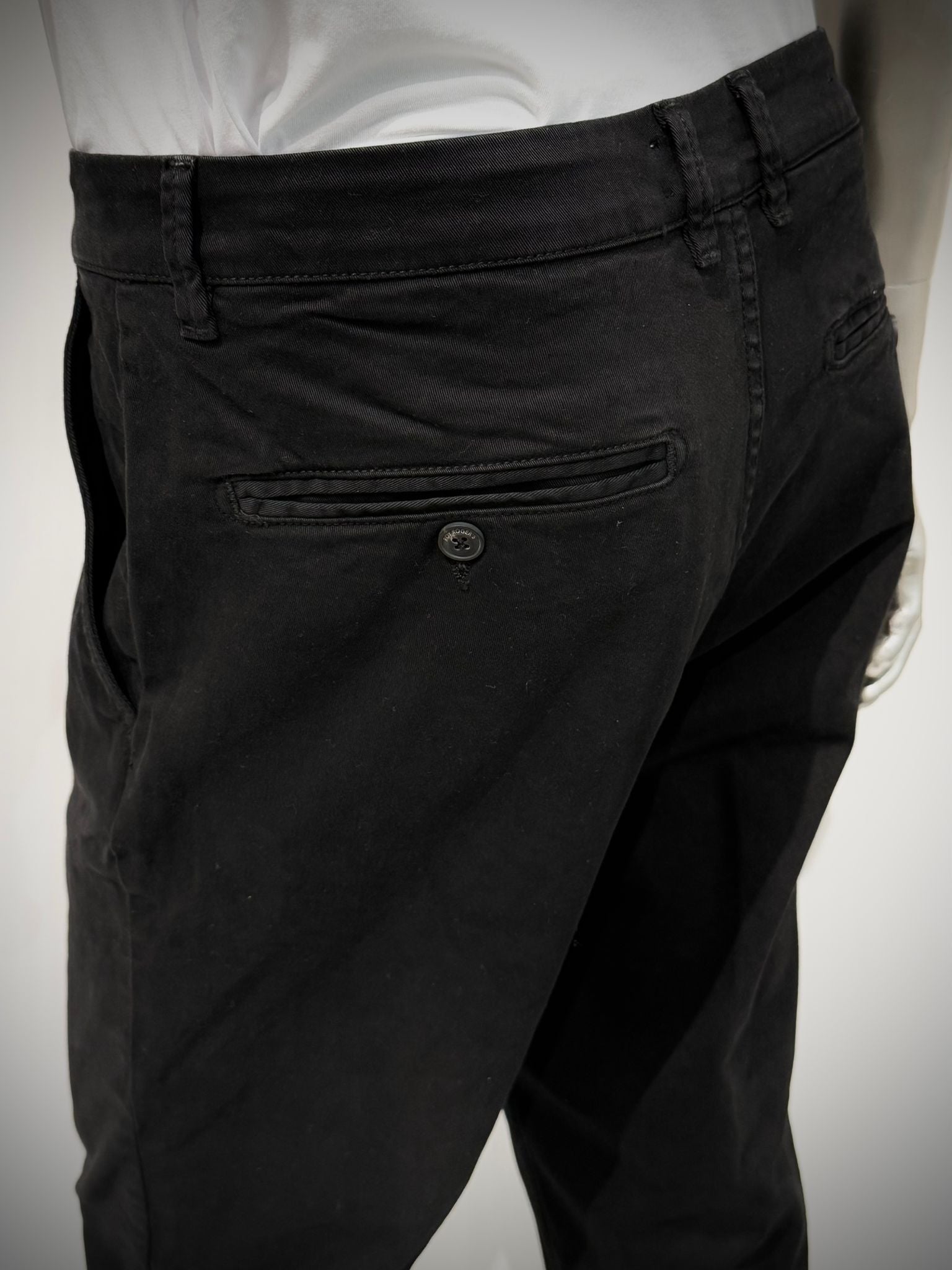 UW5-DAYOFF Pantalone Gabardina Read Black Man