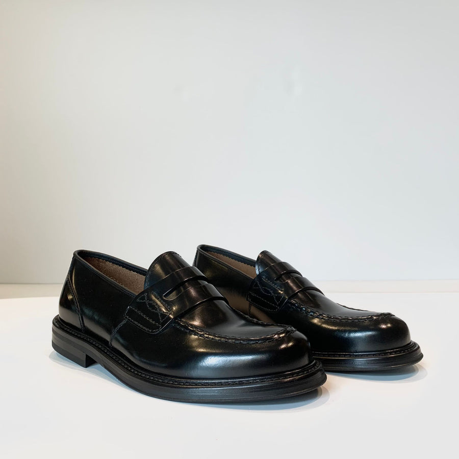 UW4-7054 Mocassino Vitello Polished Nero Man