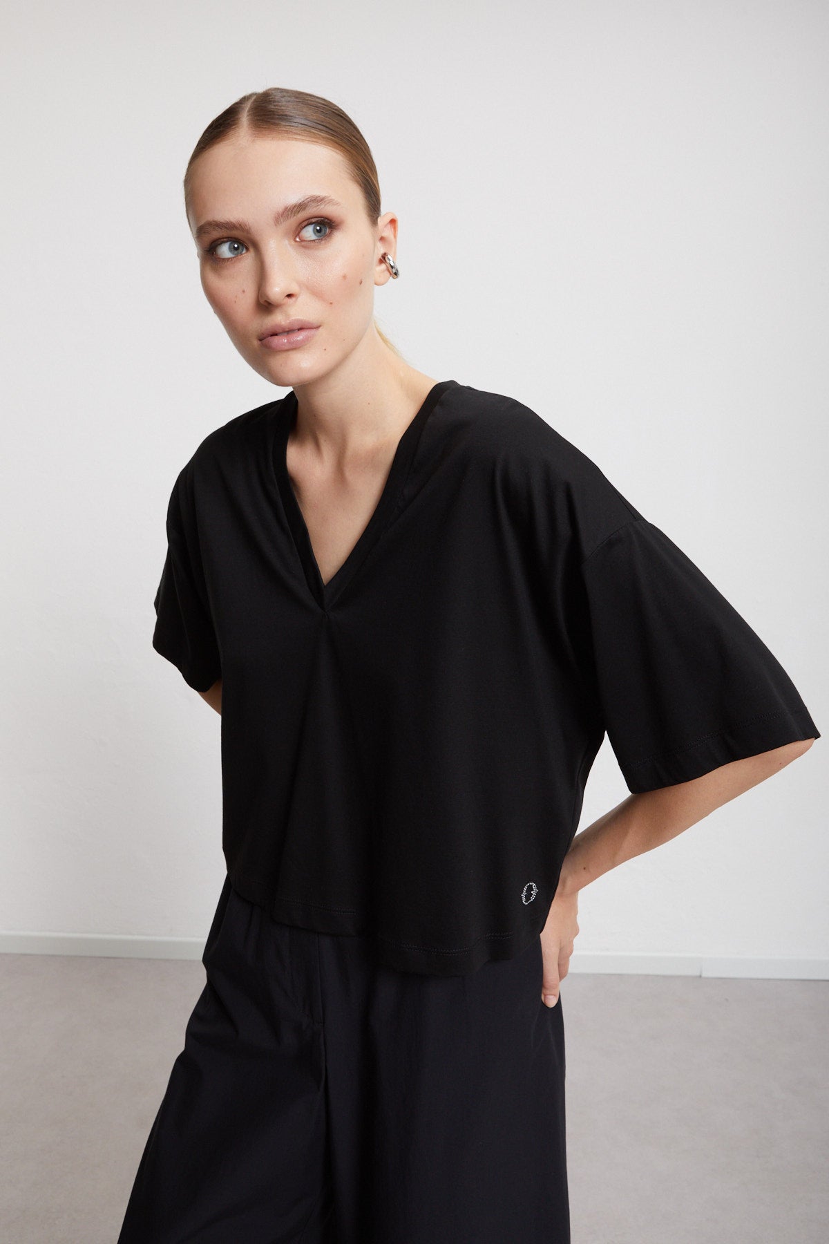 S5-DM8111 Maglia in Jersey Nero