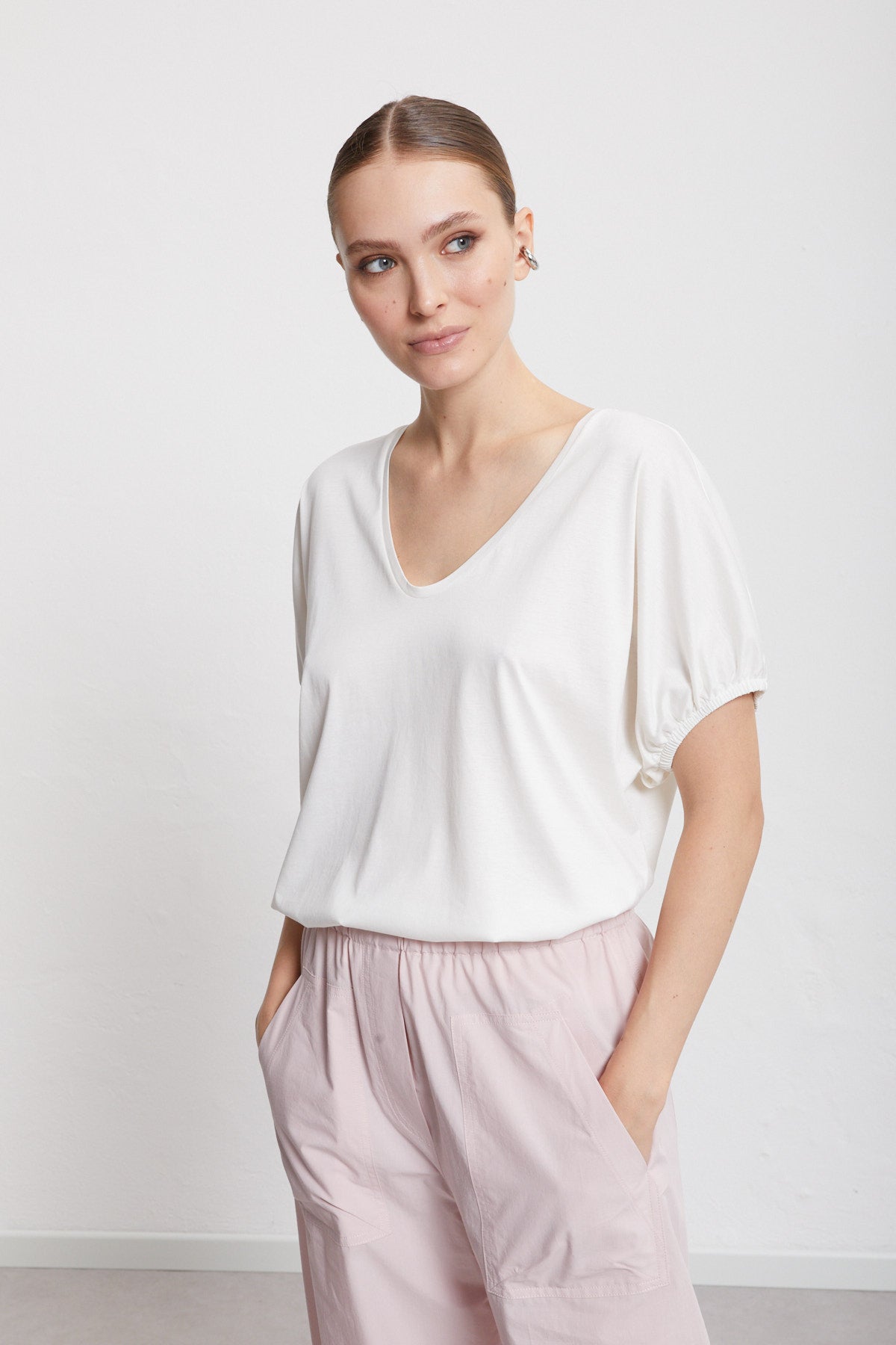 S5-DM8122 T-shirt in Jersey Latte