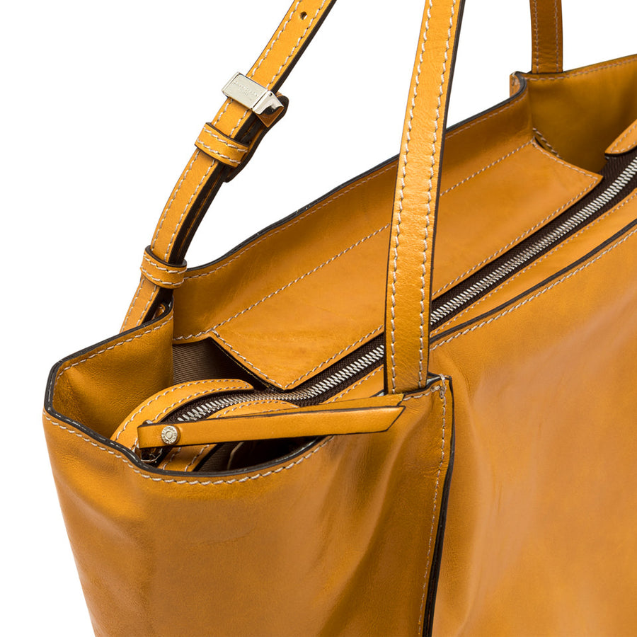 W5-11521 MERIDA INTY Golden Amber