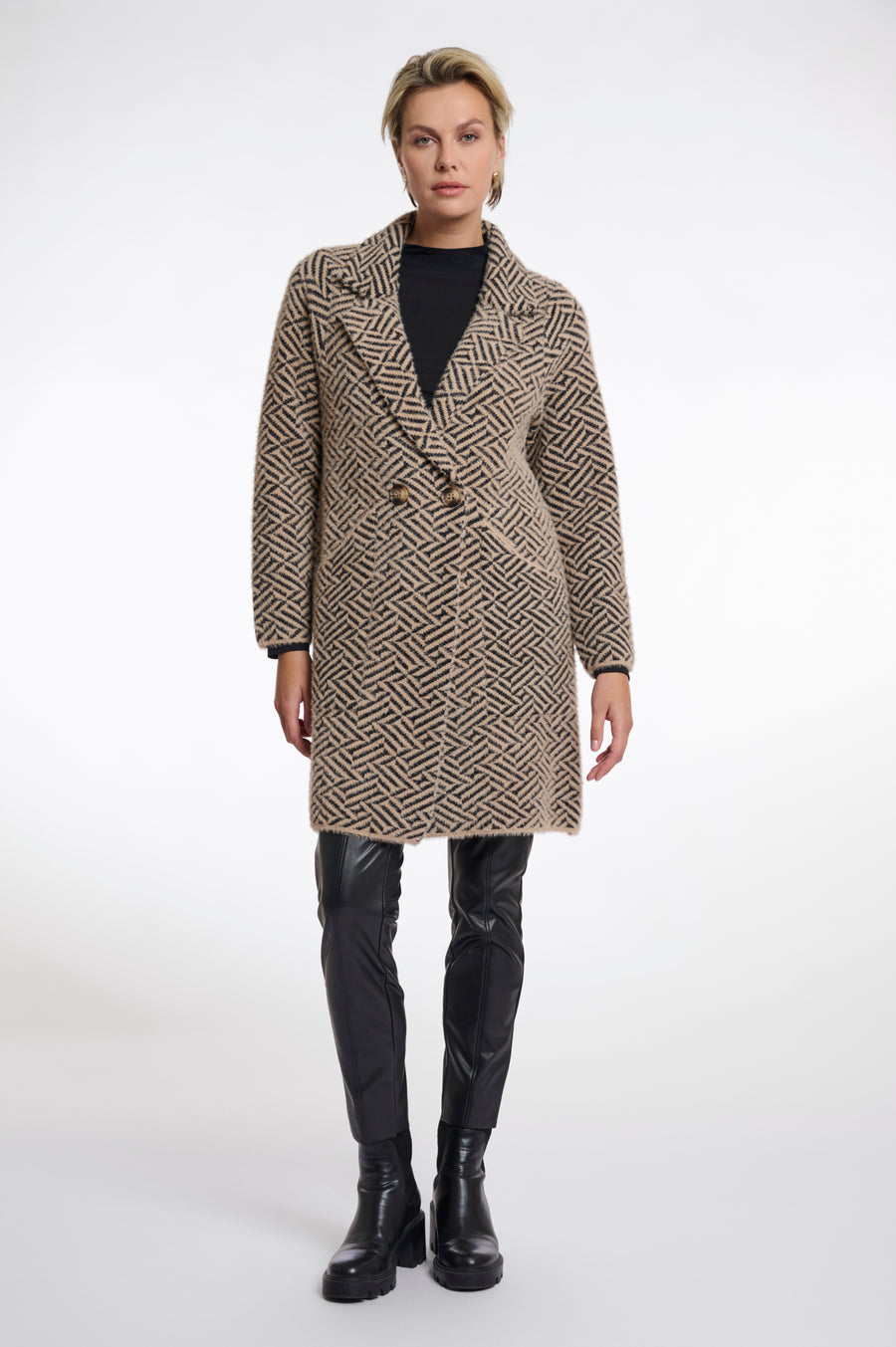 W5-MADINA Cardigan Sand Graphic
