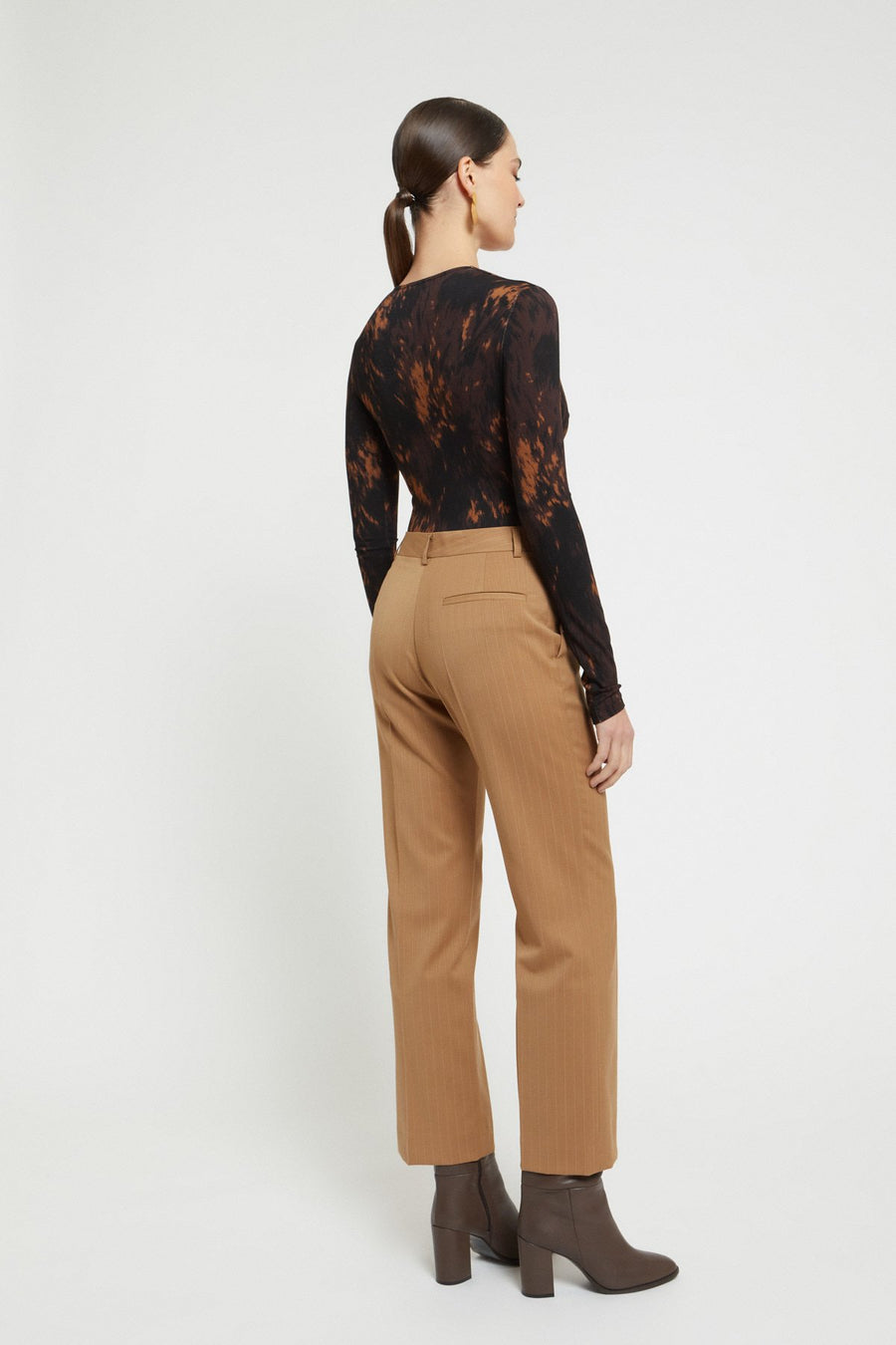 W5-DP9911 Pantalone alla Caviglia Sesamo