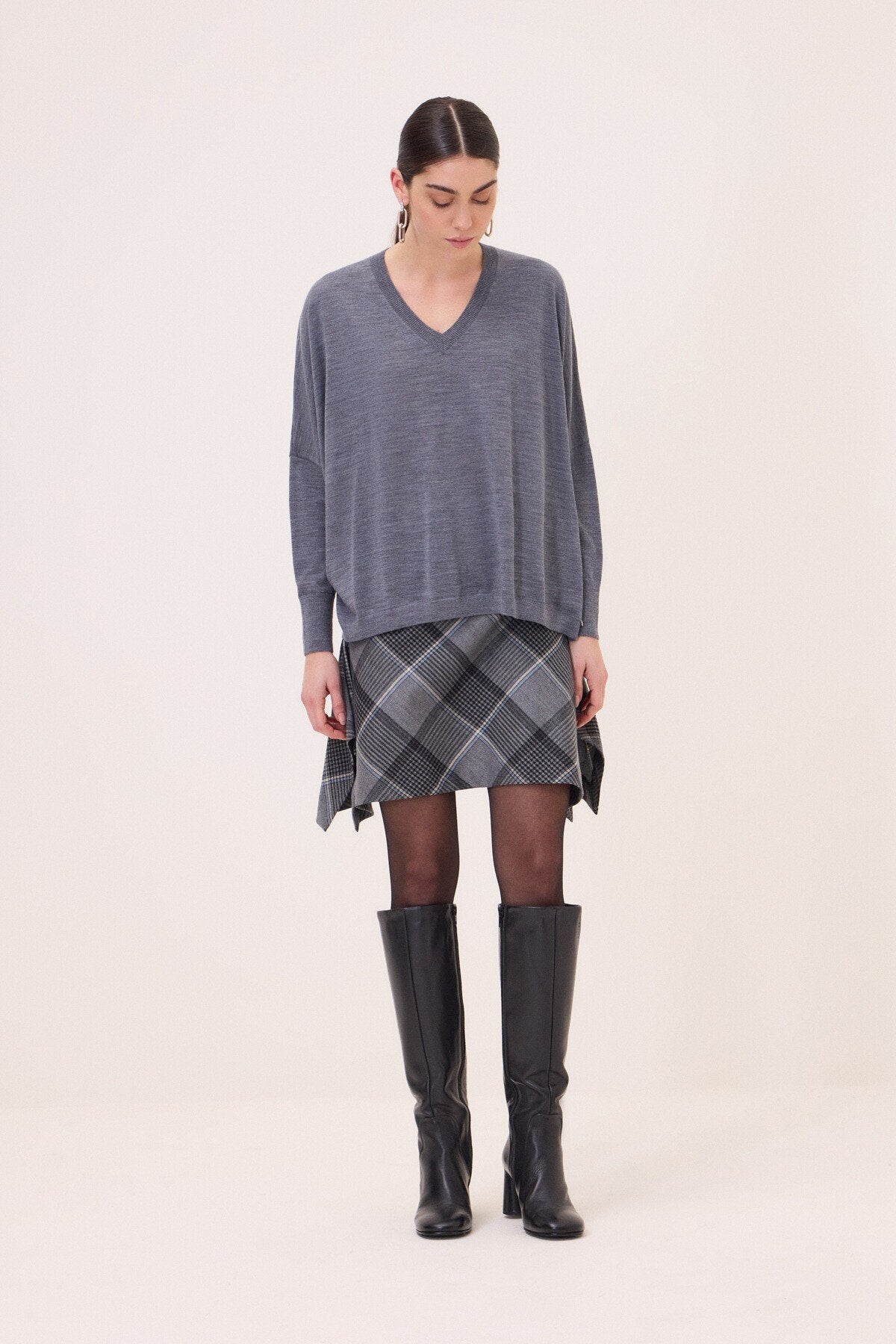 W6-DK9252-1 Maglia Scollo V Grey