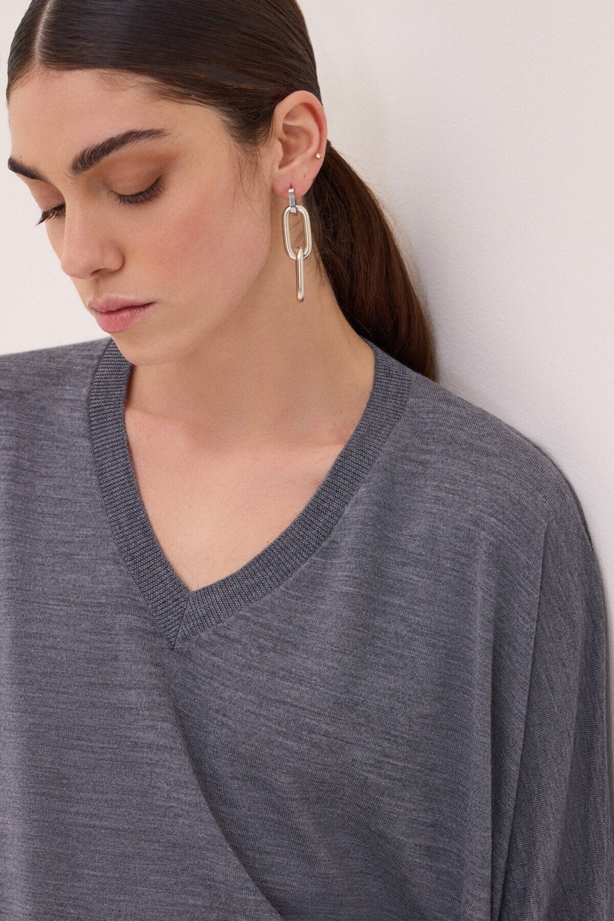 W6-DK9252-1 Maglia Scollo V Grey