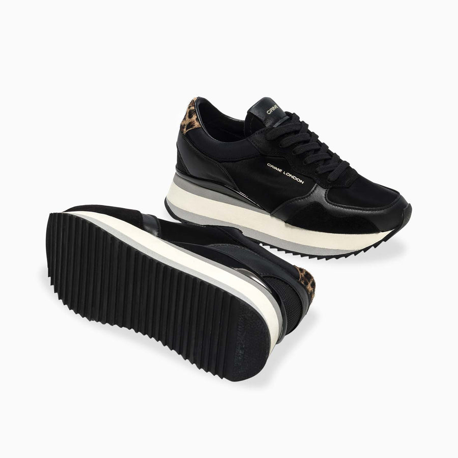 DW3-DYNAMIC 22801 Stripe Runner Black Woman