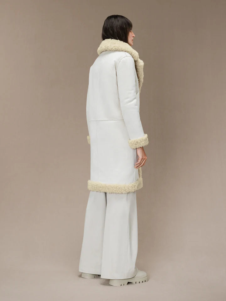 DW4-570 Lamb Coat Wom White Sand Woman