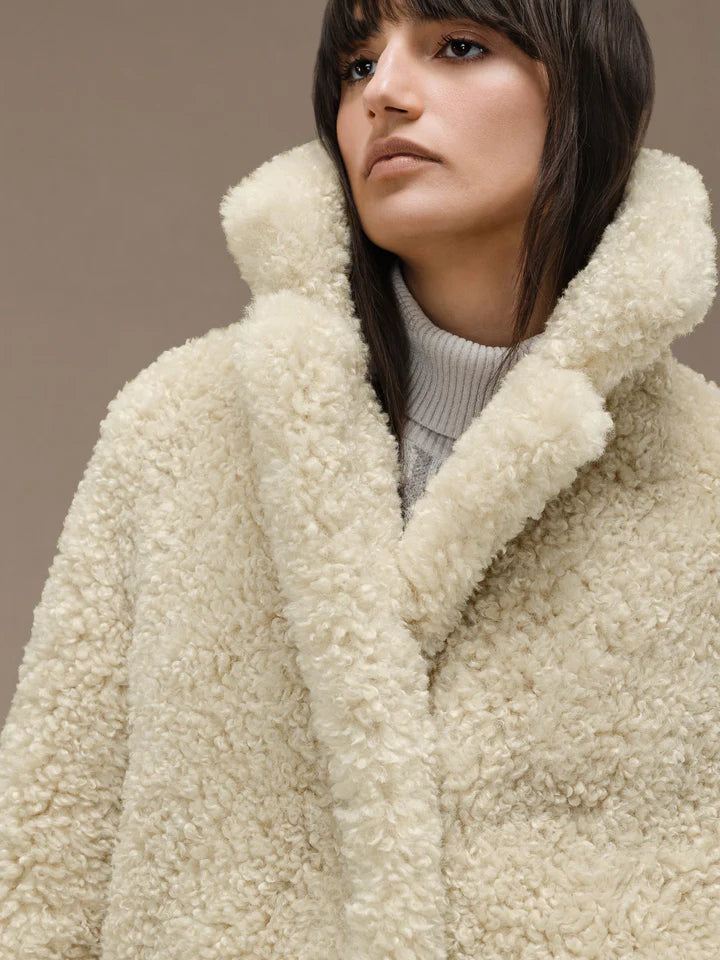 DW4-570 Lamb Coat Wom White Sand Woman