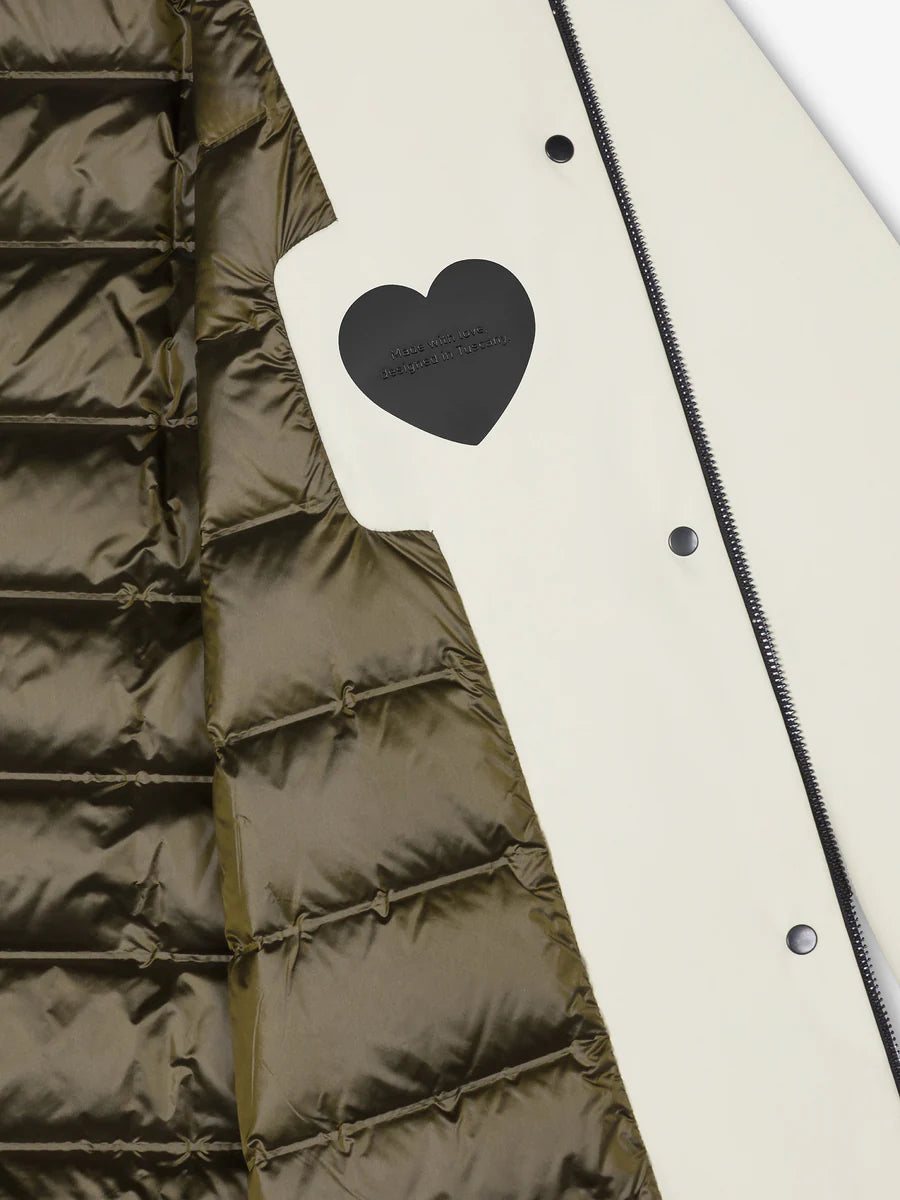 DW5-511 Winter Long Montecristo Black Woman