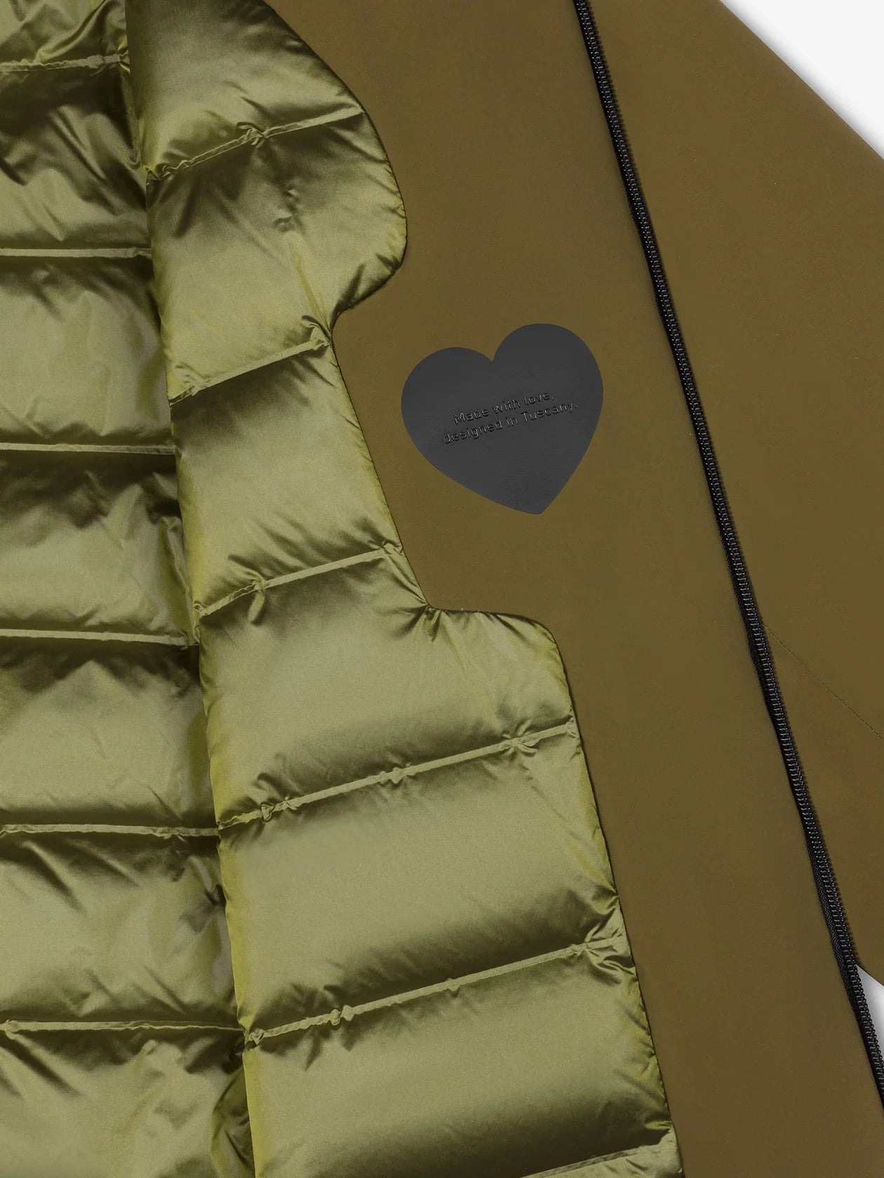 DW5-521 Parka Over Montecristo Black Woman