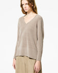 DW5-634 Maglia Velvet Vent V-Neck Tobacco Woman