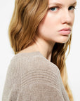 DW5-634 Maglia Velvet Vent V-Neck Tobacco Woman