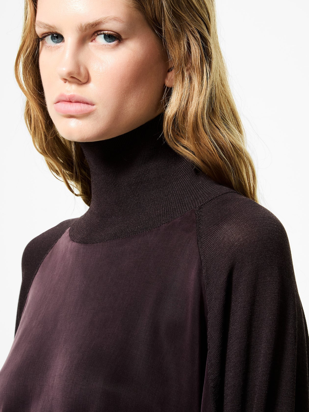 DW5-664 Maglia Cupro Turtleneck Soft Bordeaux Woman