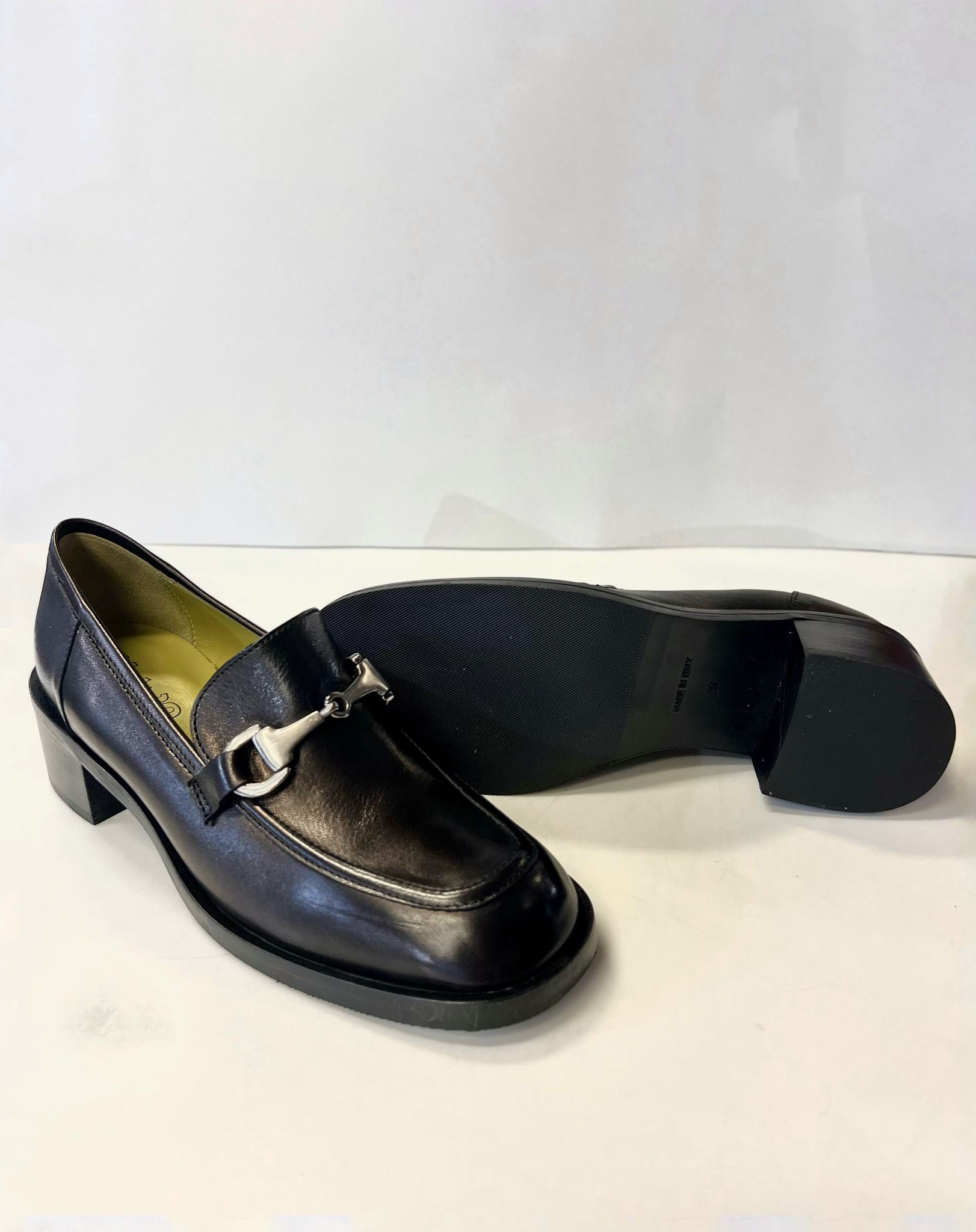 W3-S401 Mocassino Nero