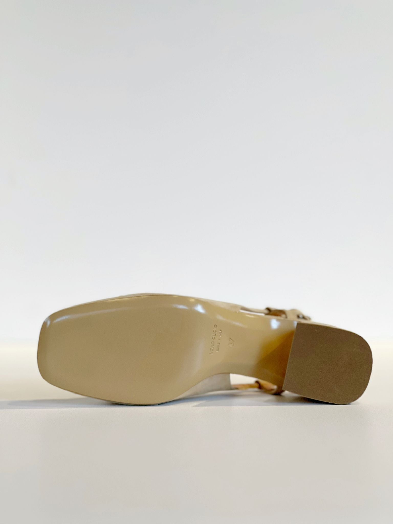 Q403 Chanel Camoscio Sabbia