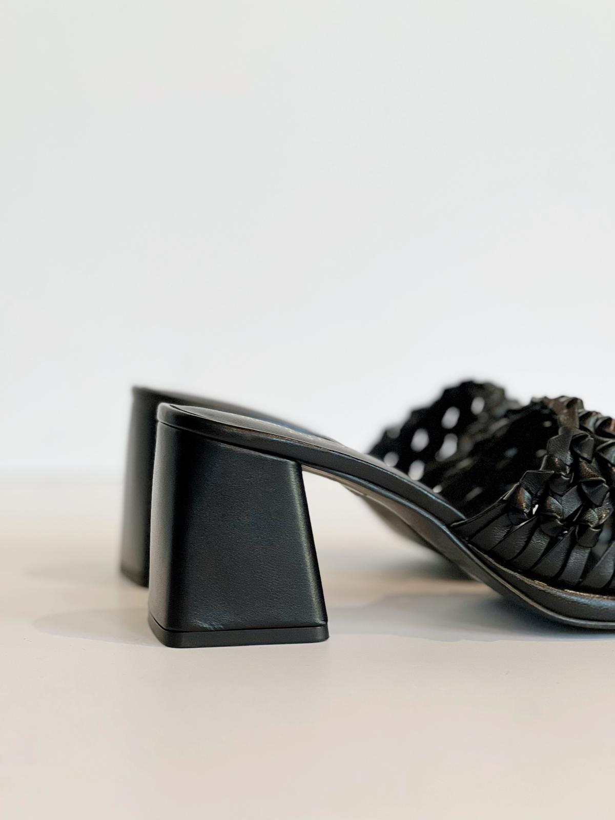 S3-721-14 Sophy Sandalo Nodi Nero