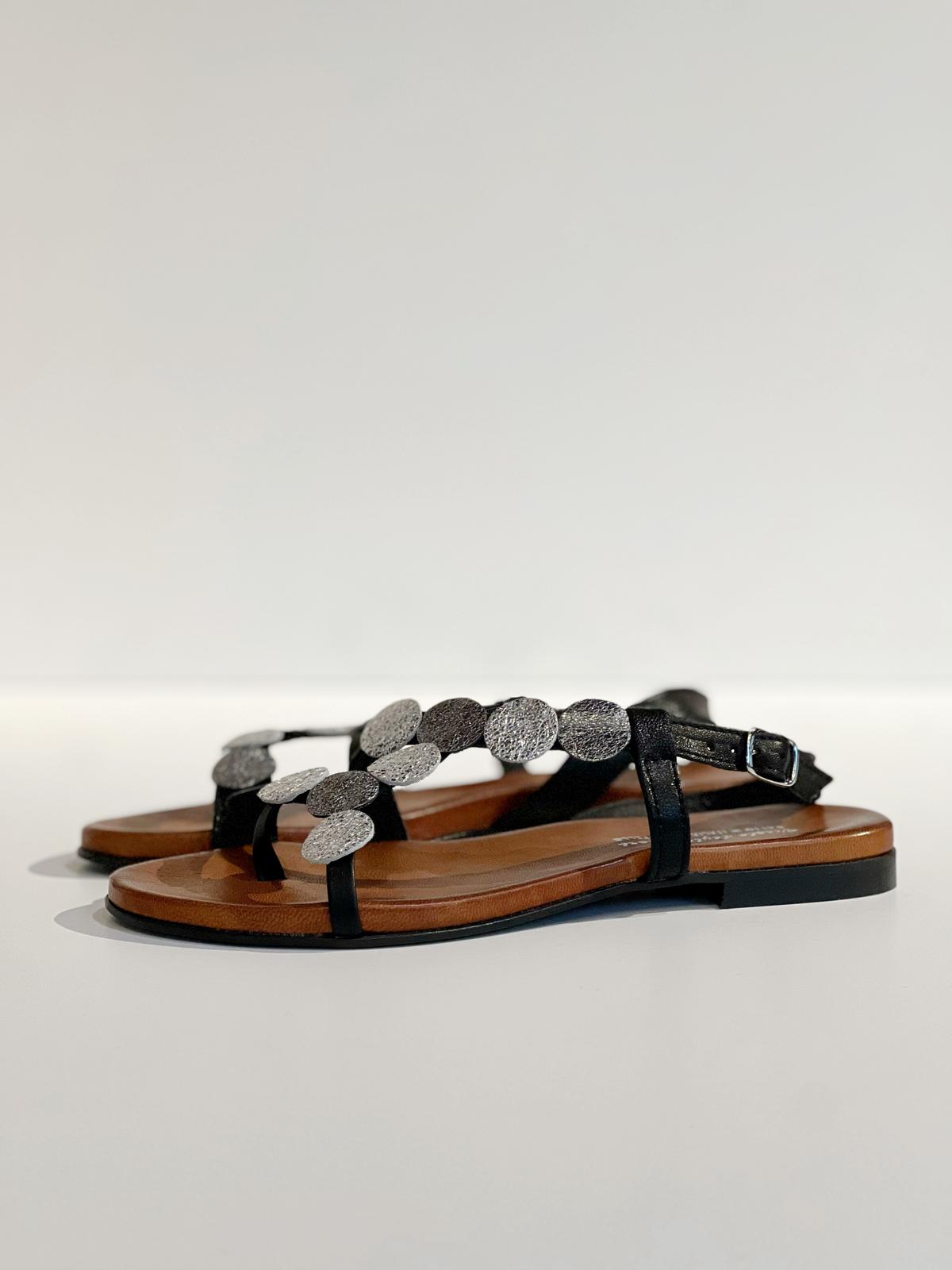 S3-1622 Infradito Medaglione Nero