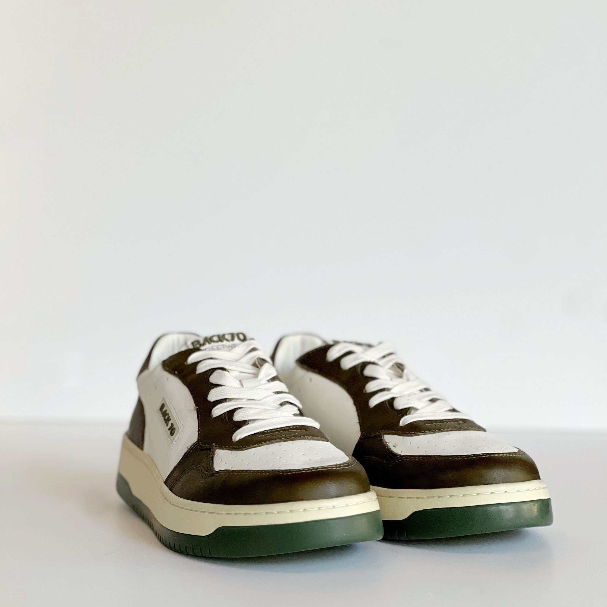 UW4-SLAM V8 Savana Military