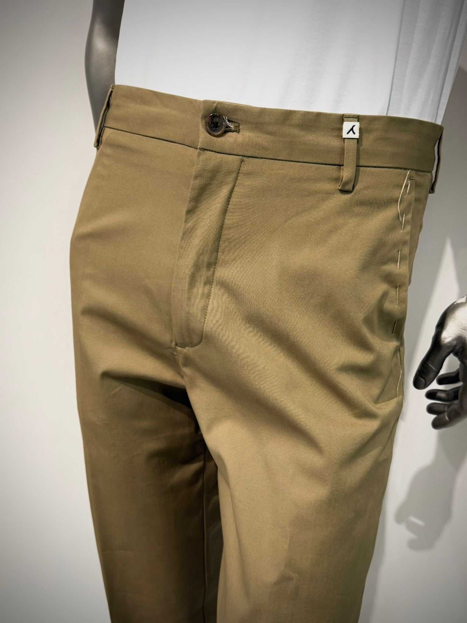 S6-23NP 73 Pantalone Kaky Man