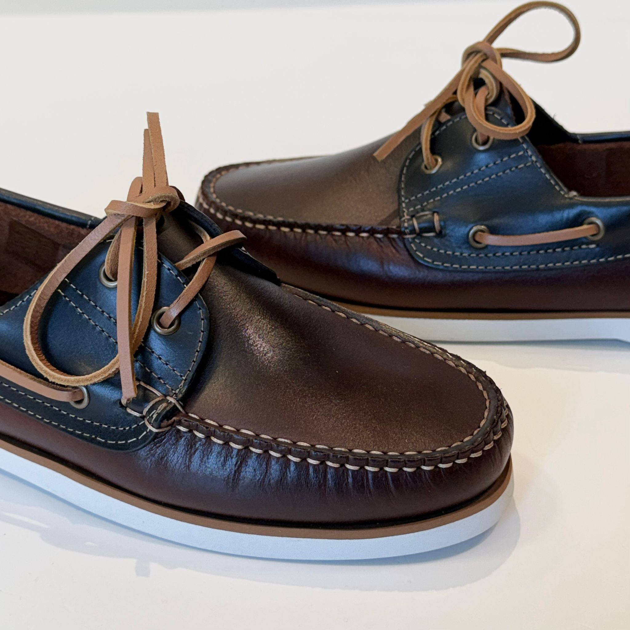 S6-4247/40/26 Mocassino Vela Pull-Up Sombrero/Navy Man