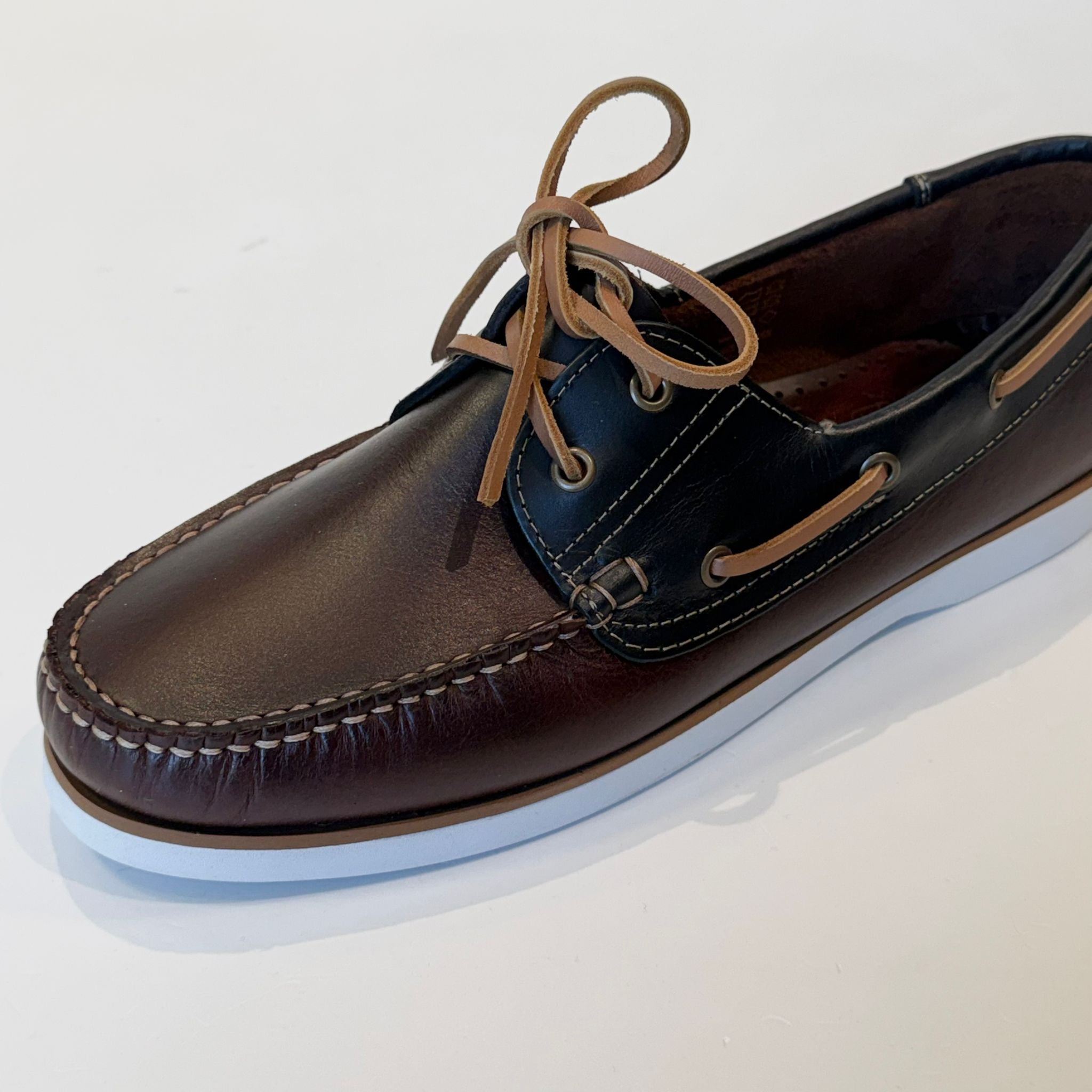 S6-4247/40/26 Mocassino Vela Pull-Up Sombrero/Navy Man